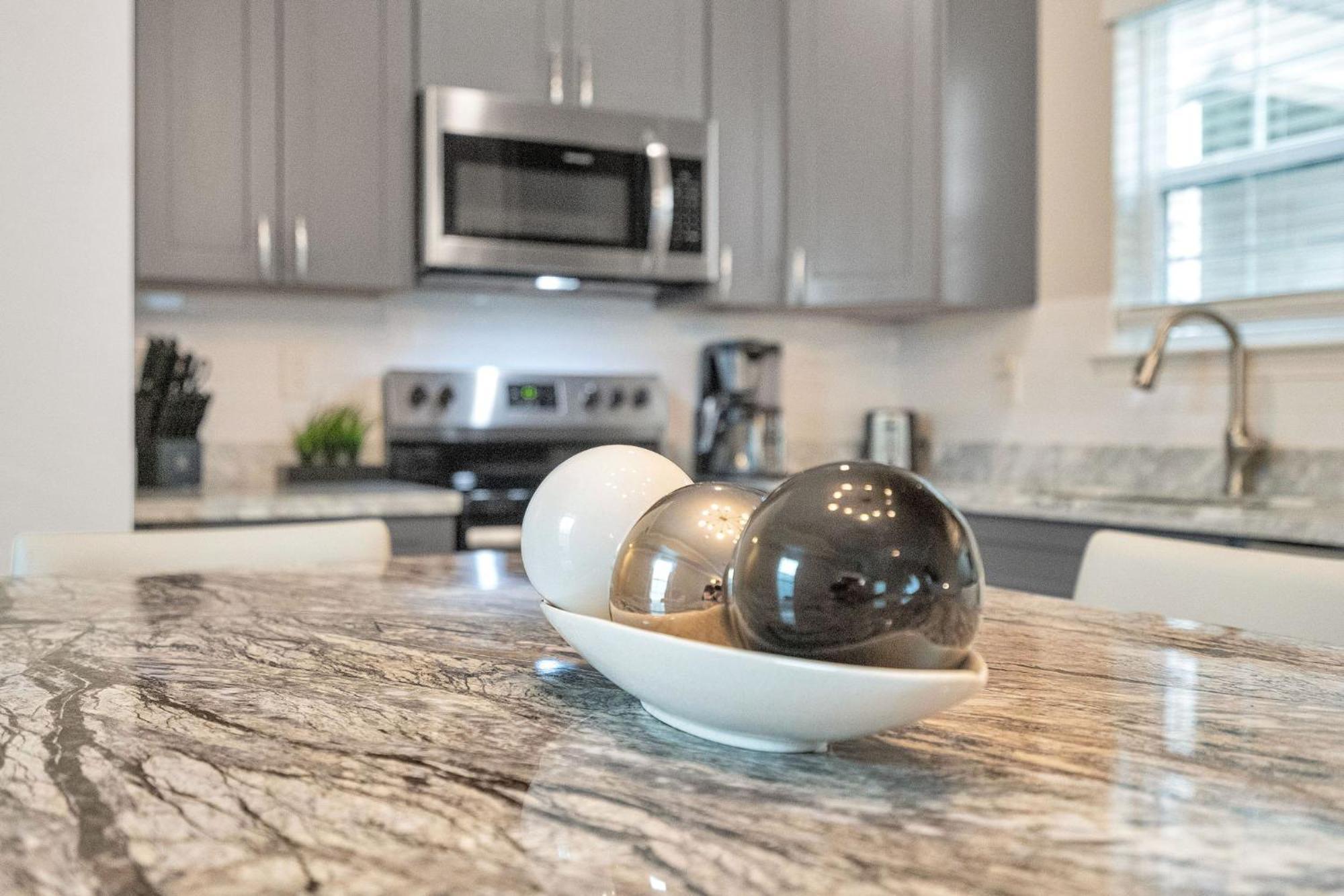 Modern 3Br Home Near Fq W Patio Holiday home *