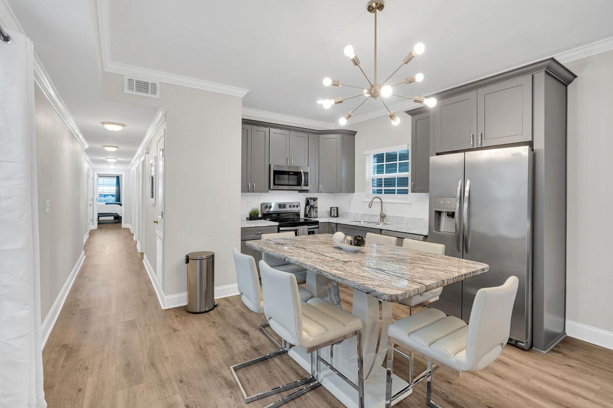 Holiday home Modern 3Br Home Near Fq W Patio *