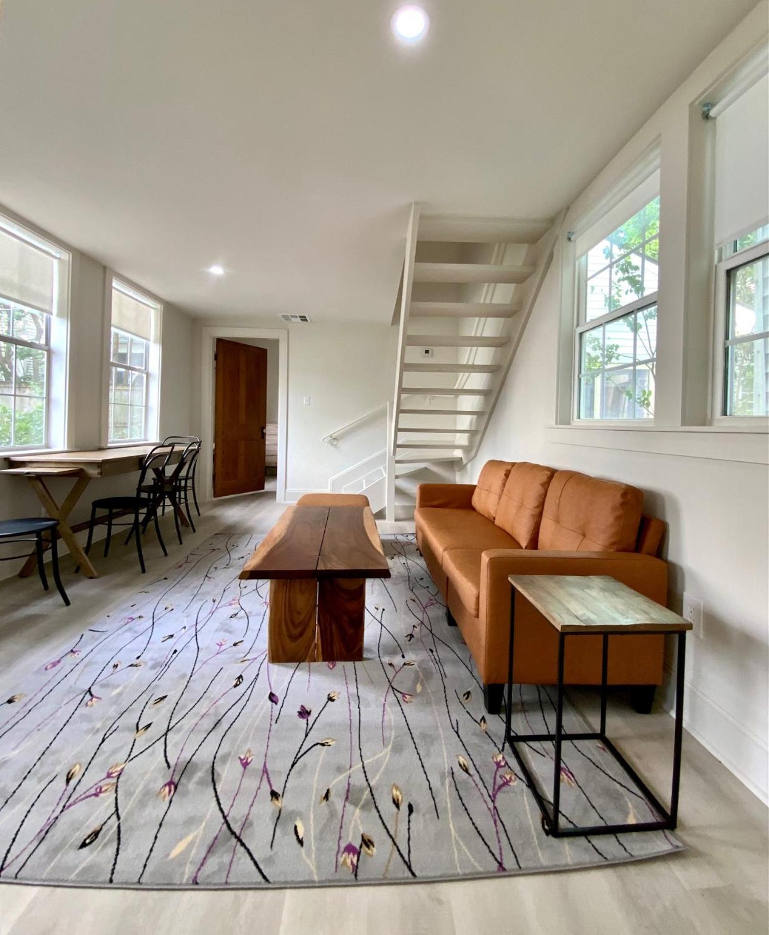 Apartment Enchanting Garden District