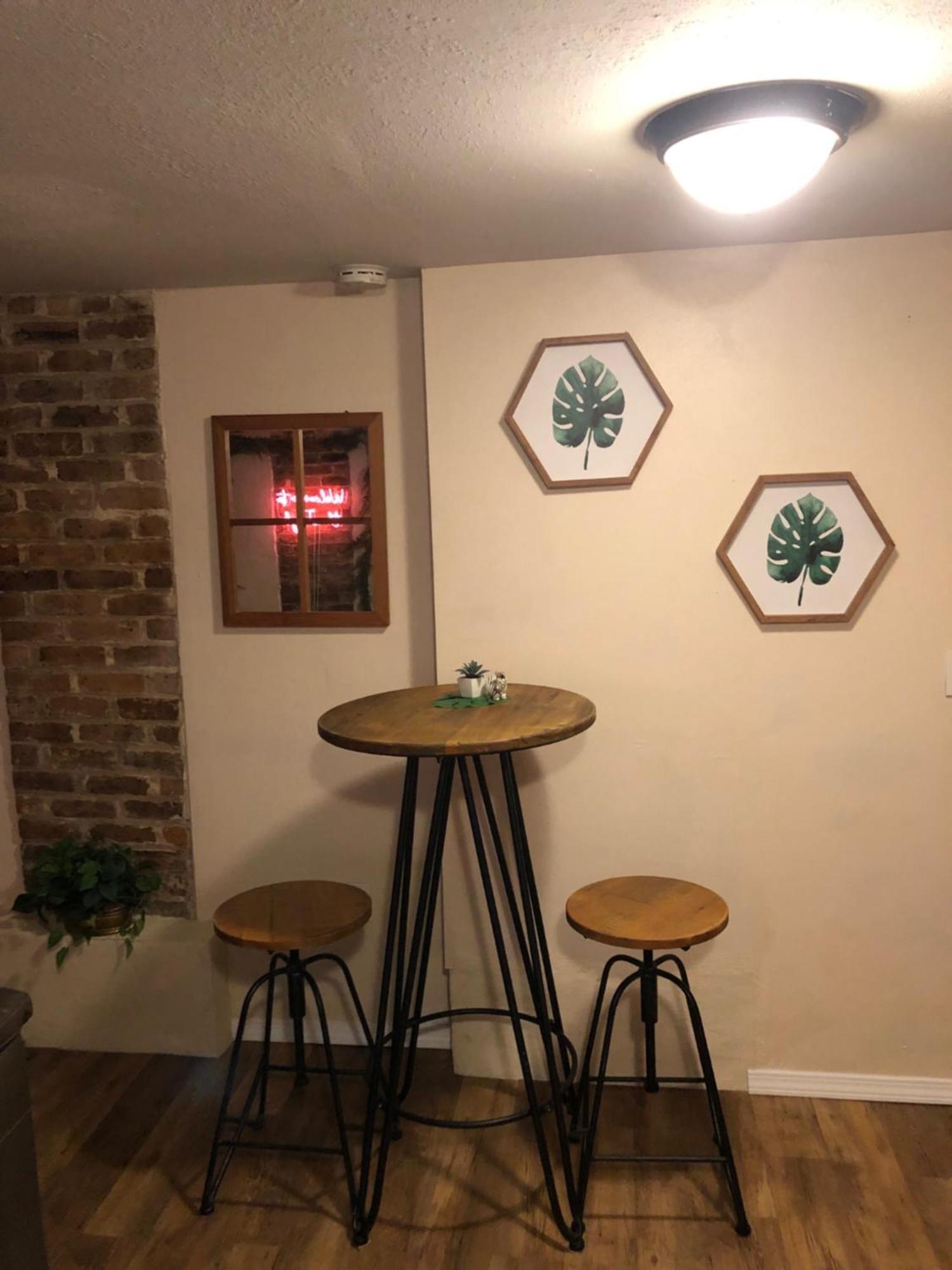 Apartment Jungle Theme New Orleans