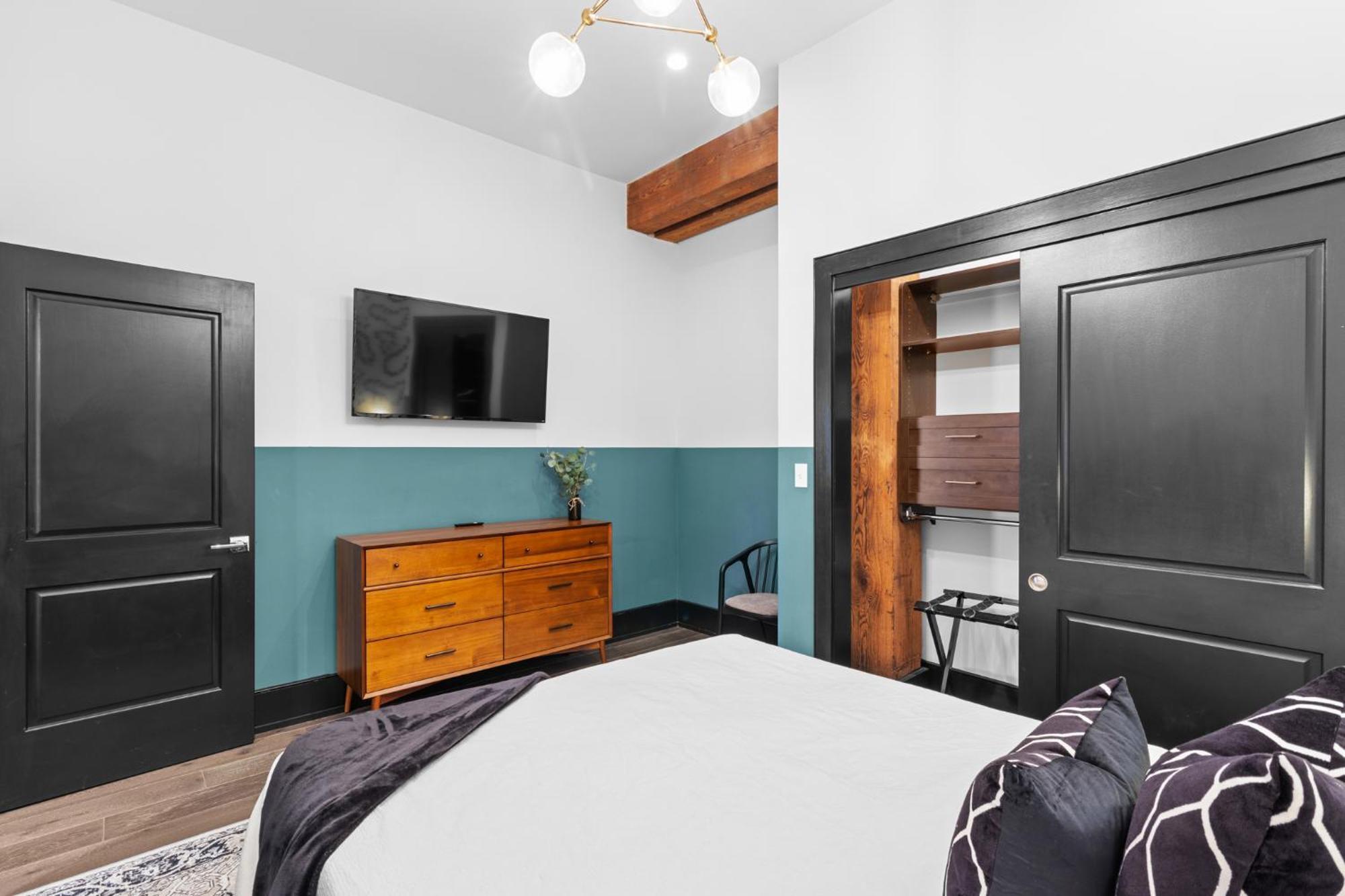 Prime Location Near Everything Hotel New Orleans