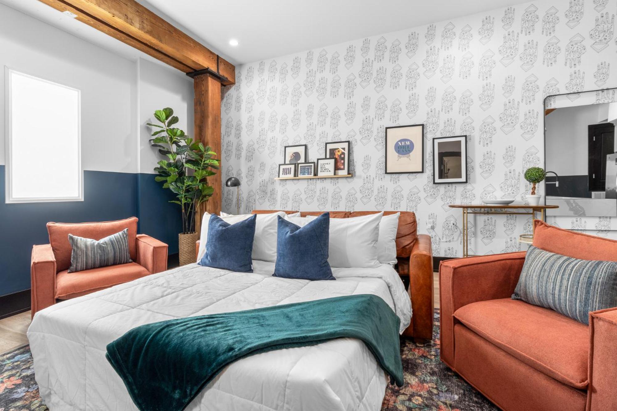 888 Baronne New Orleans