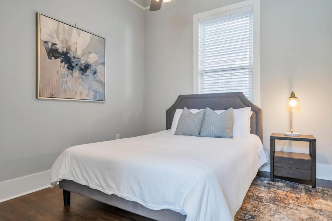 Holiday home 3br Treme Getaway Wcourtyard, Bbq &gated Privacy *