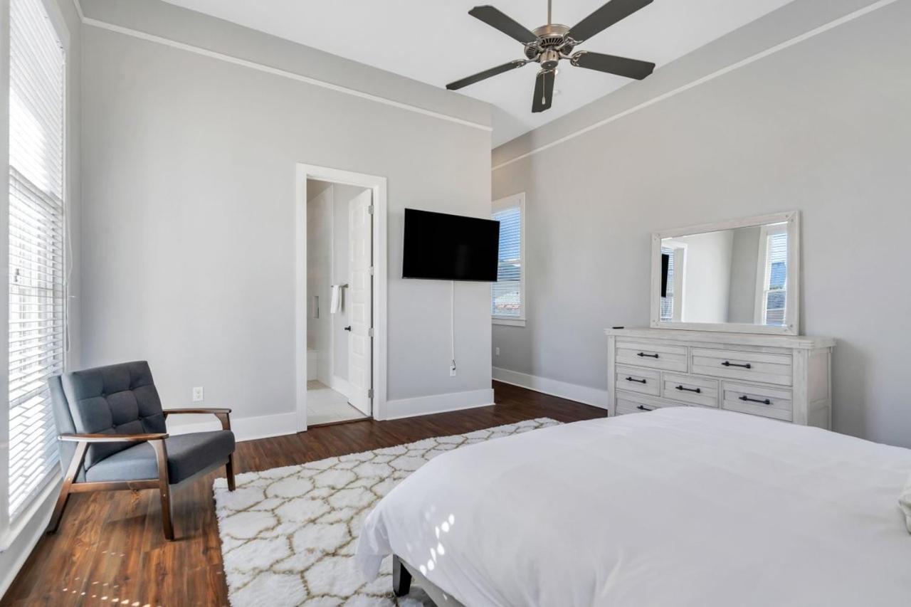 3br Treme Getaway Wcourtyard, Bbq &gated Privacy Holiday home New Orleans