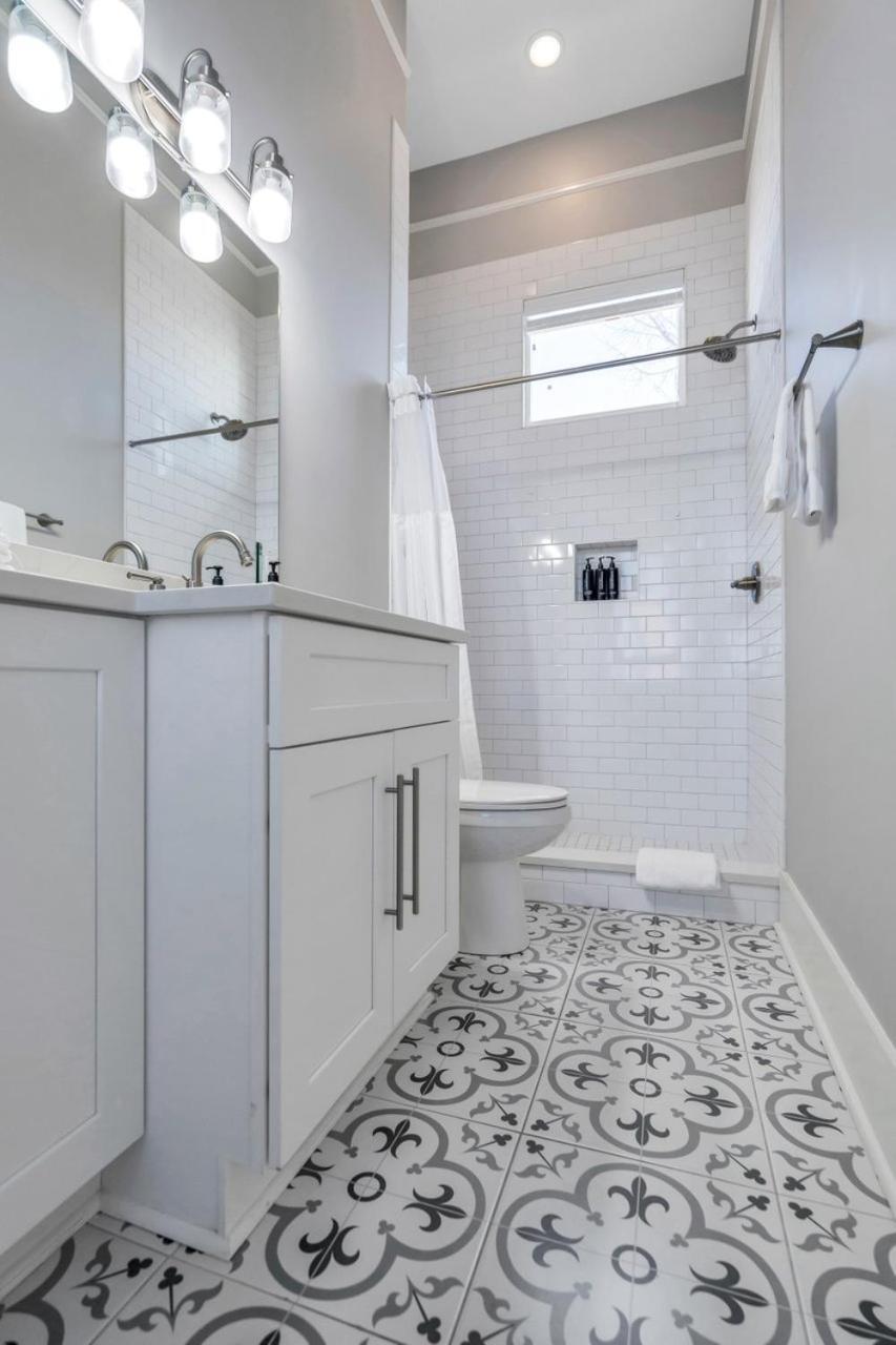 Holiday home 3br Treme Getaway Wcourtyard, Bbq &gated Privacy New Orleans