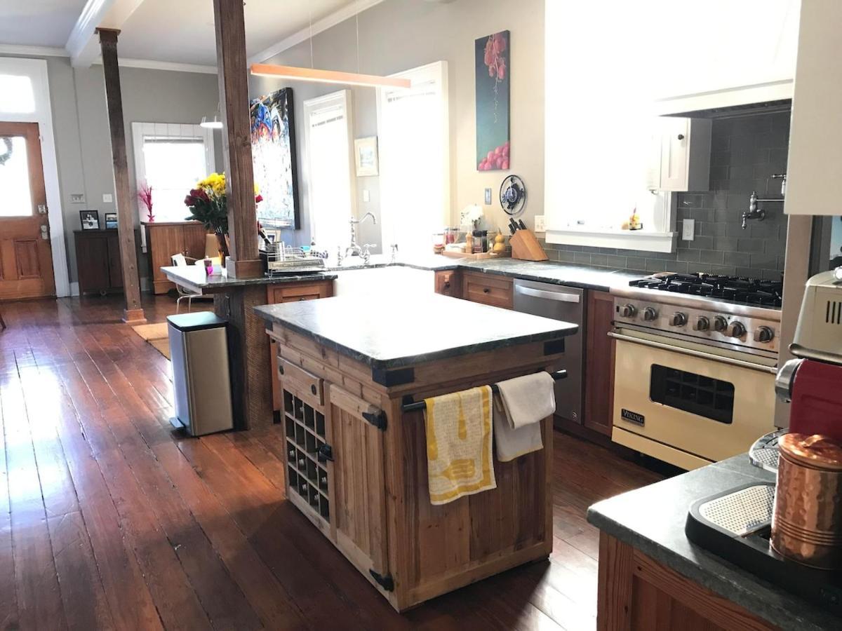 Holiday home Eclectically Furnished In The Heart Of Nola New Orleans