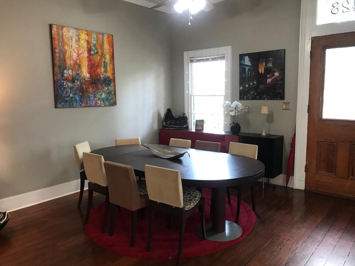 Eclectically Furnished In The Heart Of Nola New Orleans