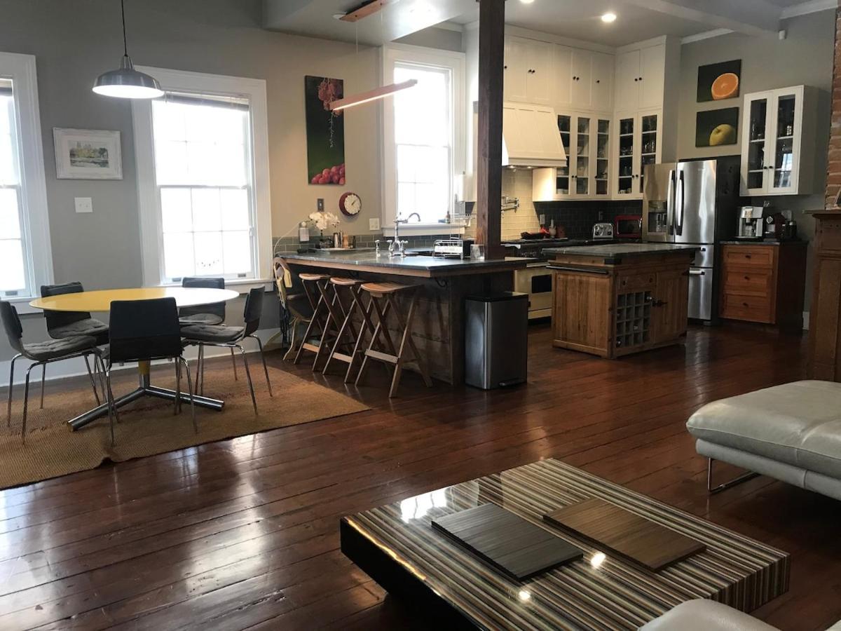 Eclectically Furnished In The Heart Of Nola Holiday home *