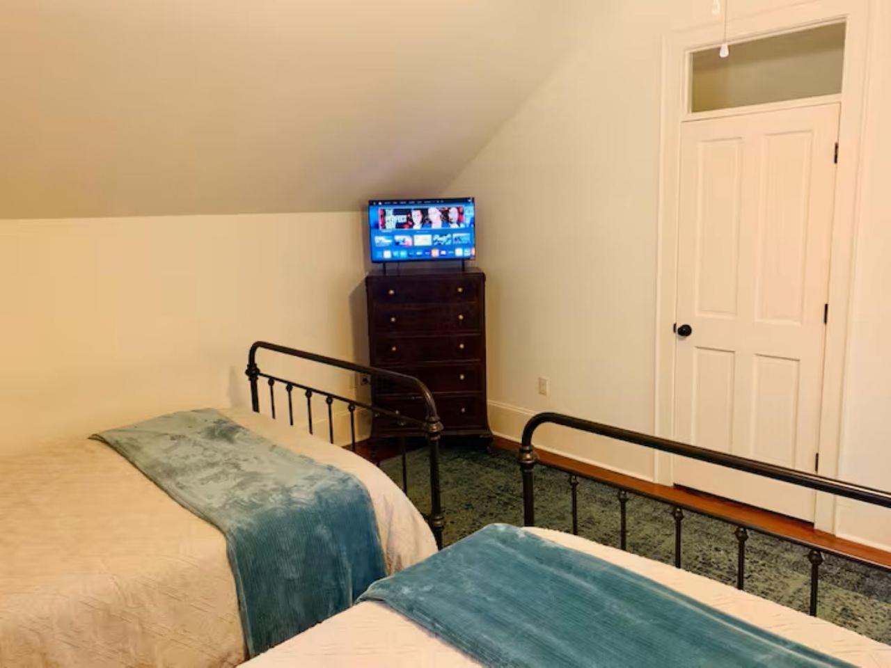 Holiday home Charming Creole 2 Blocks Across Rampart St From French Quarter