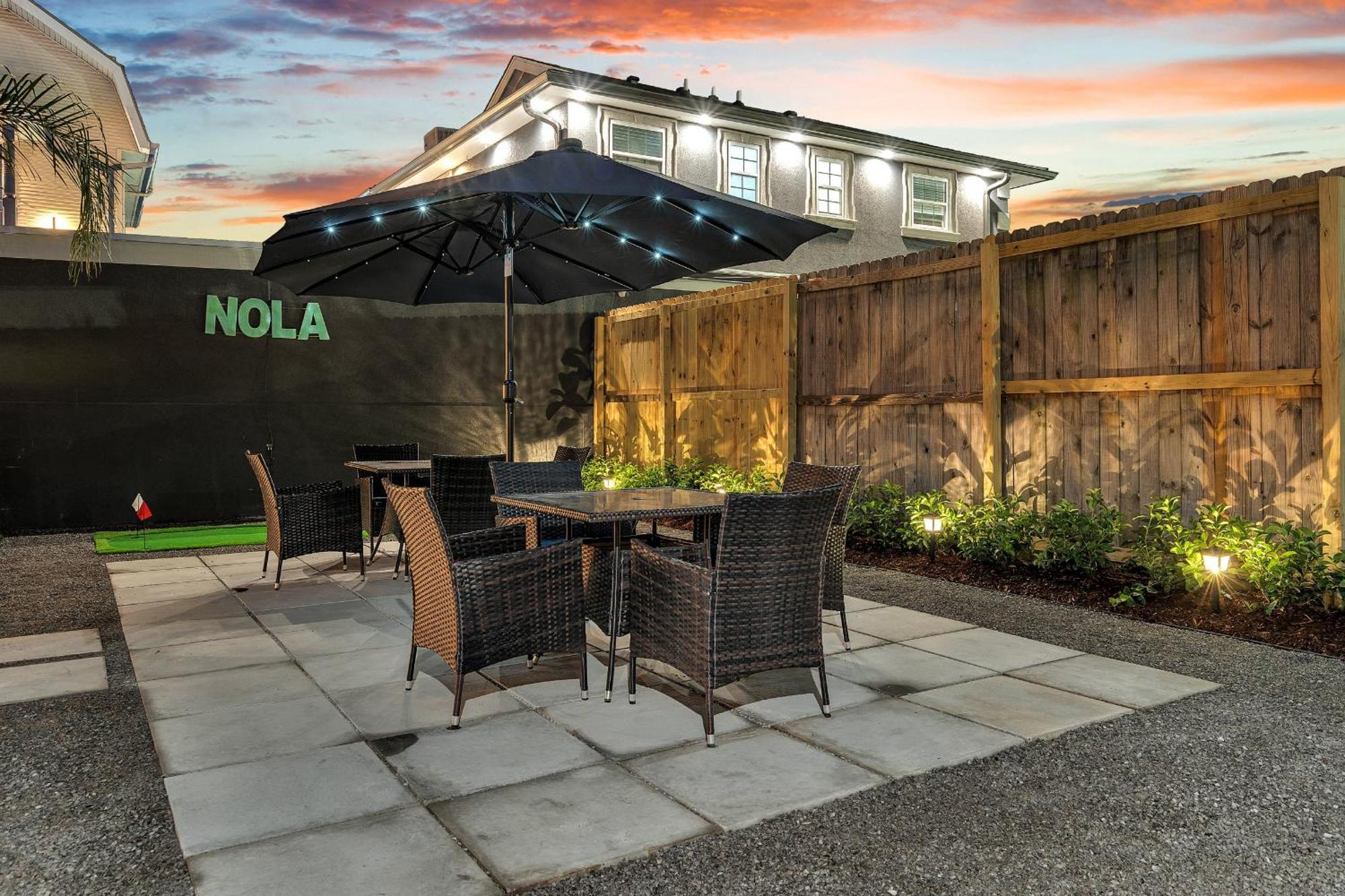 Hotel Spectacular Sleep 20 Near Fq W Pool New Orleans