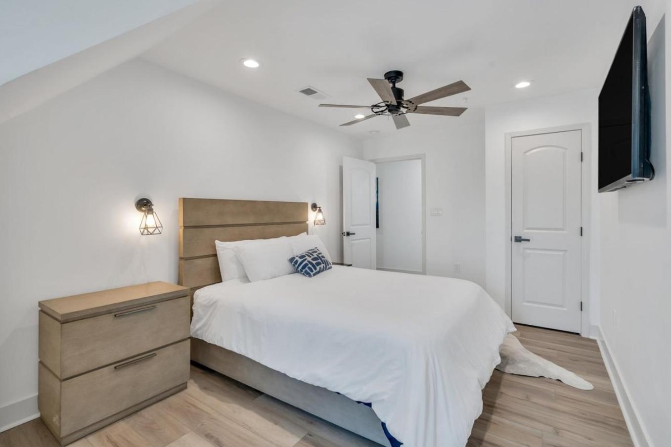 Hotel Spectacular Sleep 20 Near Fq W Pool *