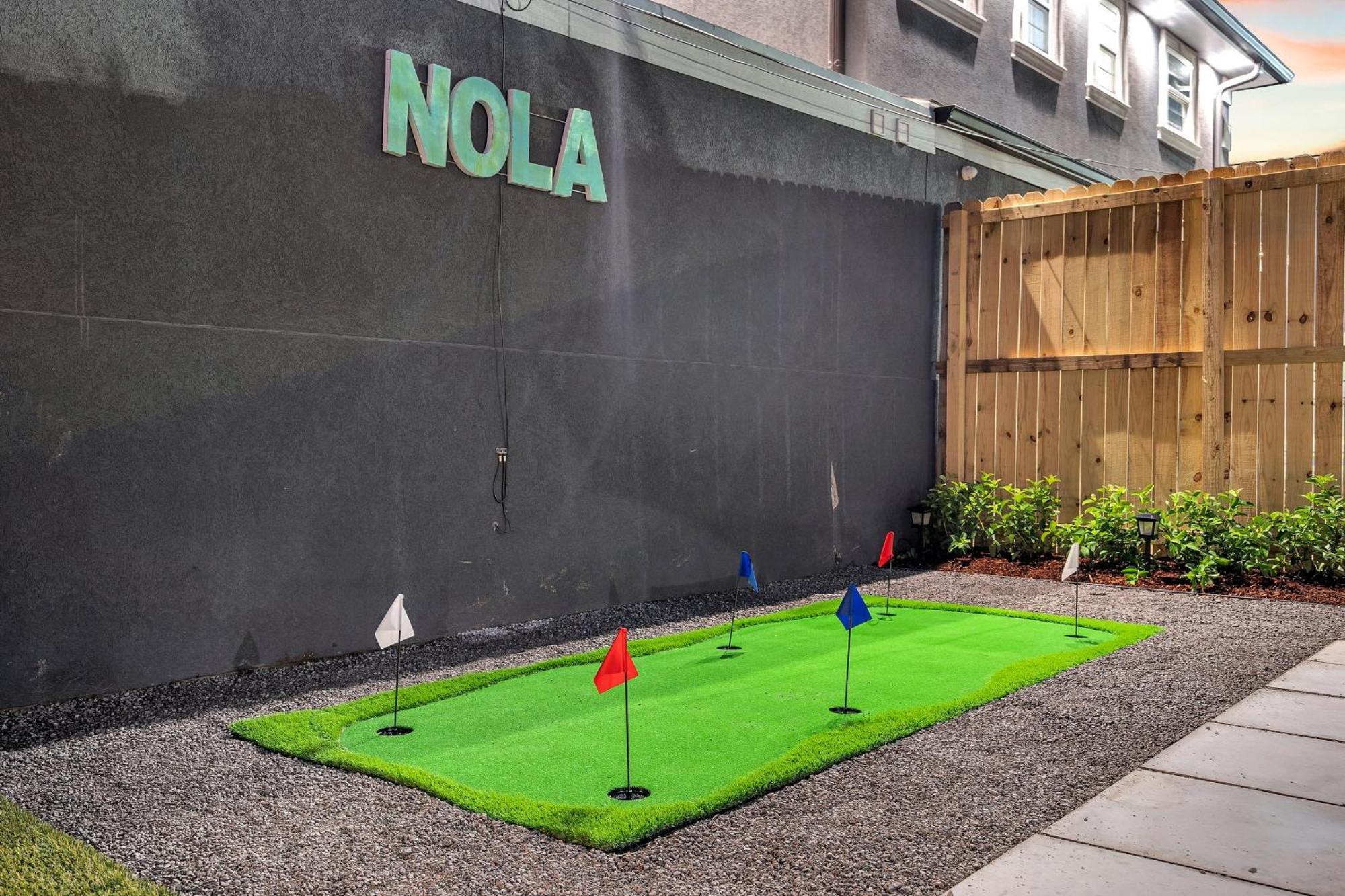 Spectacular Sleep 20 Near Fq W Pool * New Orleans