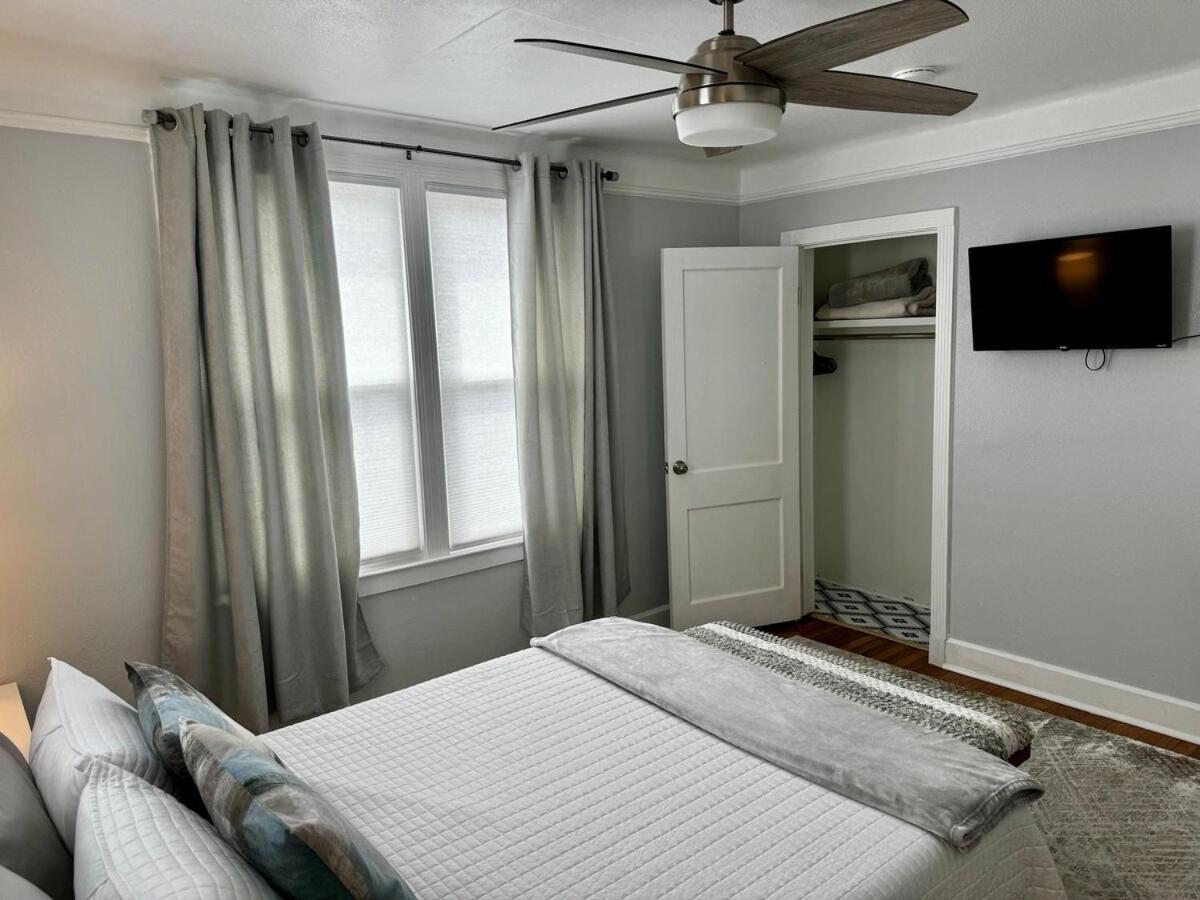 Apartment Renovated Charming 2br Close To French Quarter *