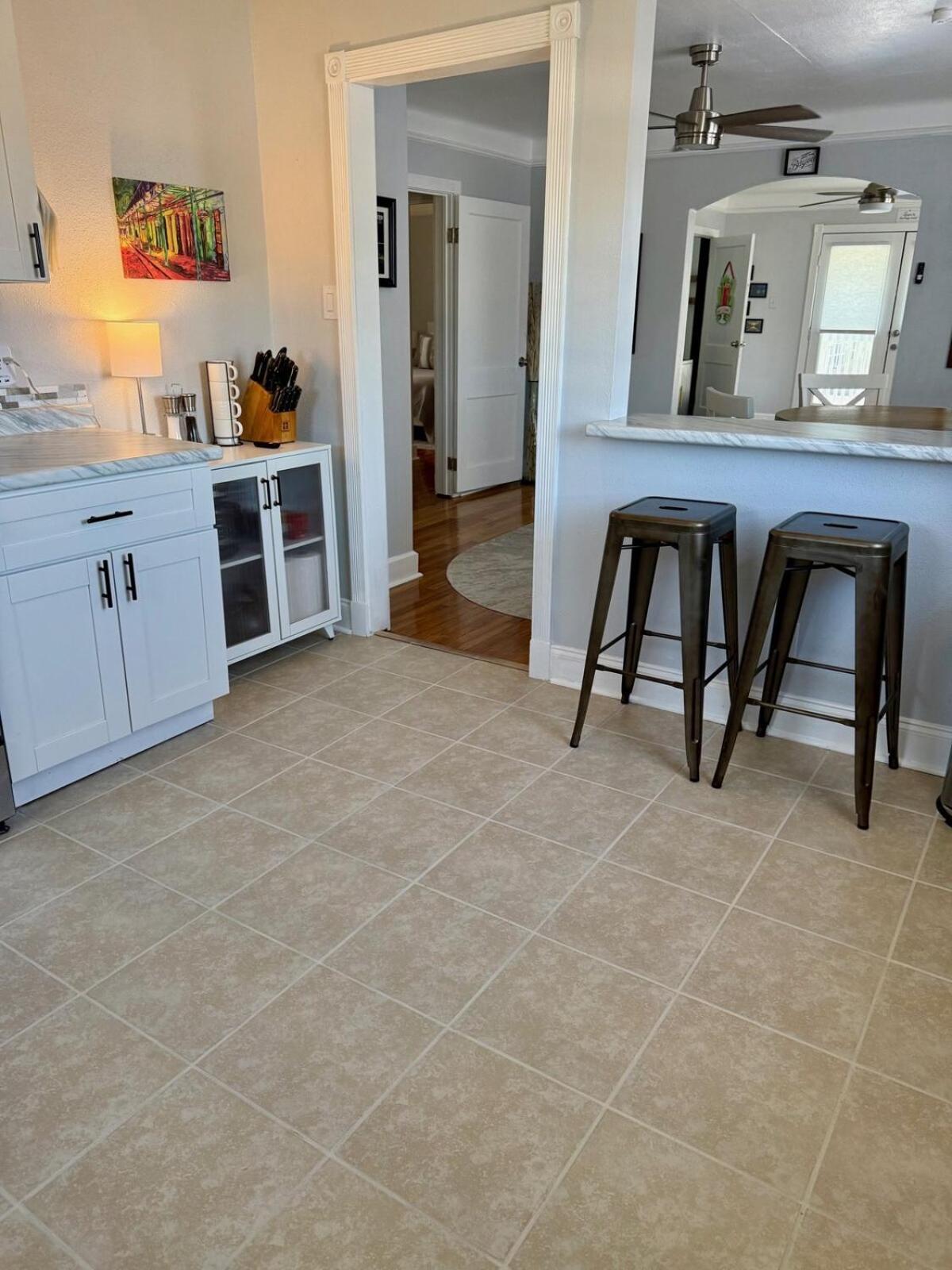Renovated Charming 2br Close To French Quarter Apartment