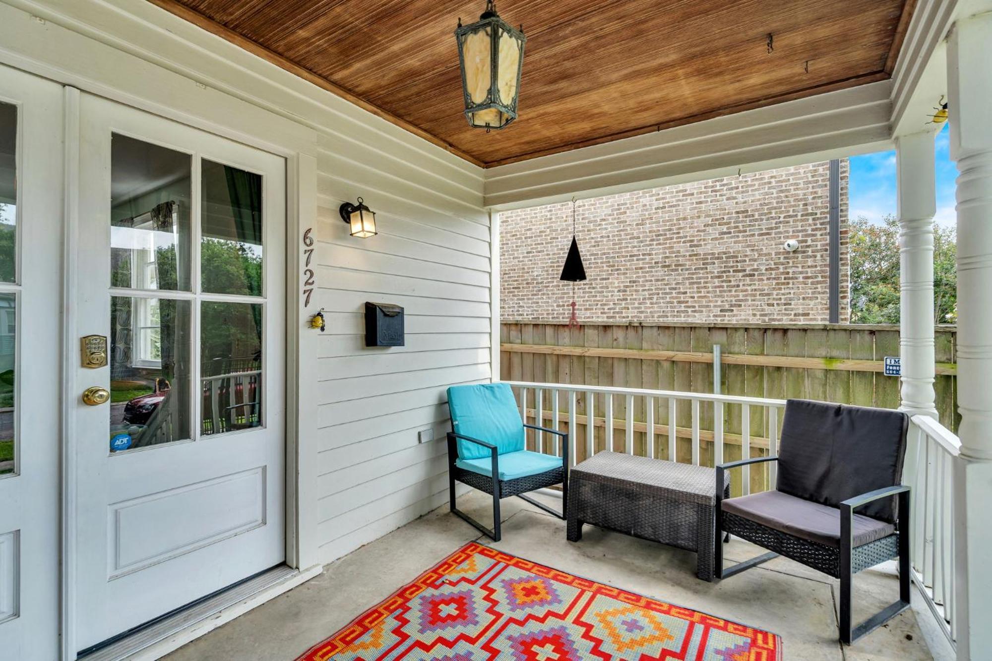 Full Unit Off Canal Blvd 4 Miles From French Qtr New Orleans
