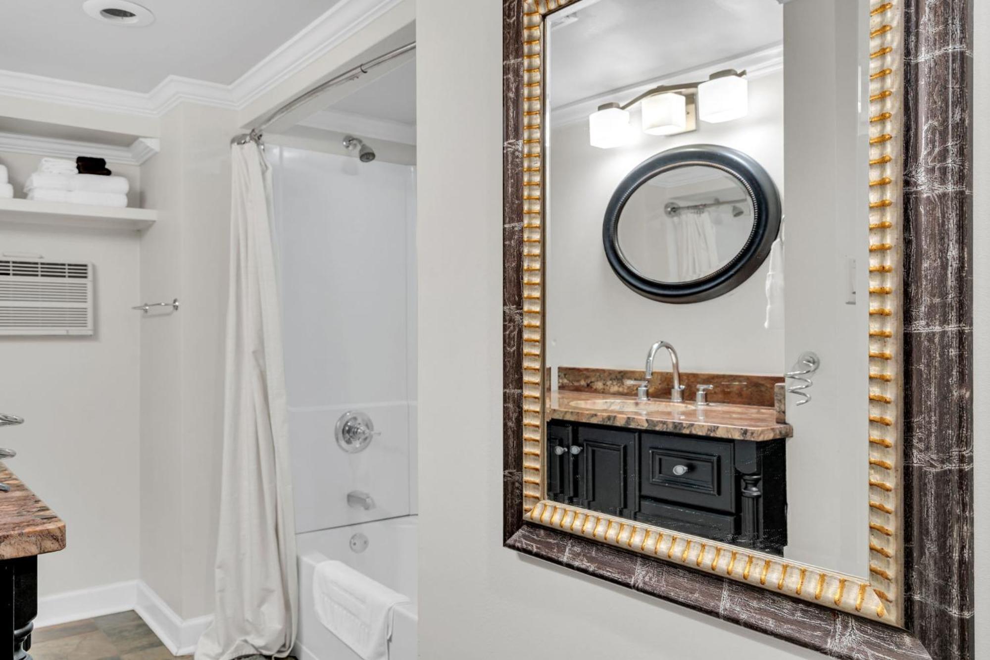 Cozy 3br In Bayou St John Apartment