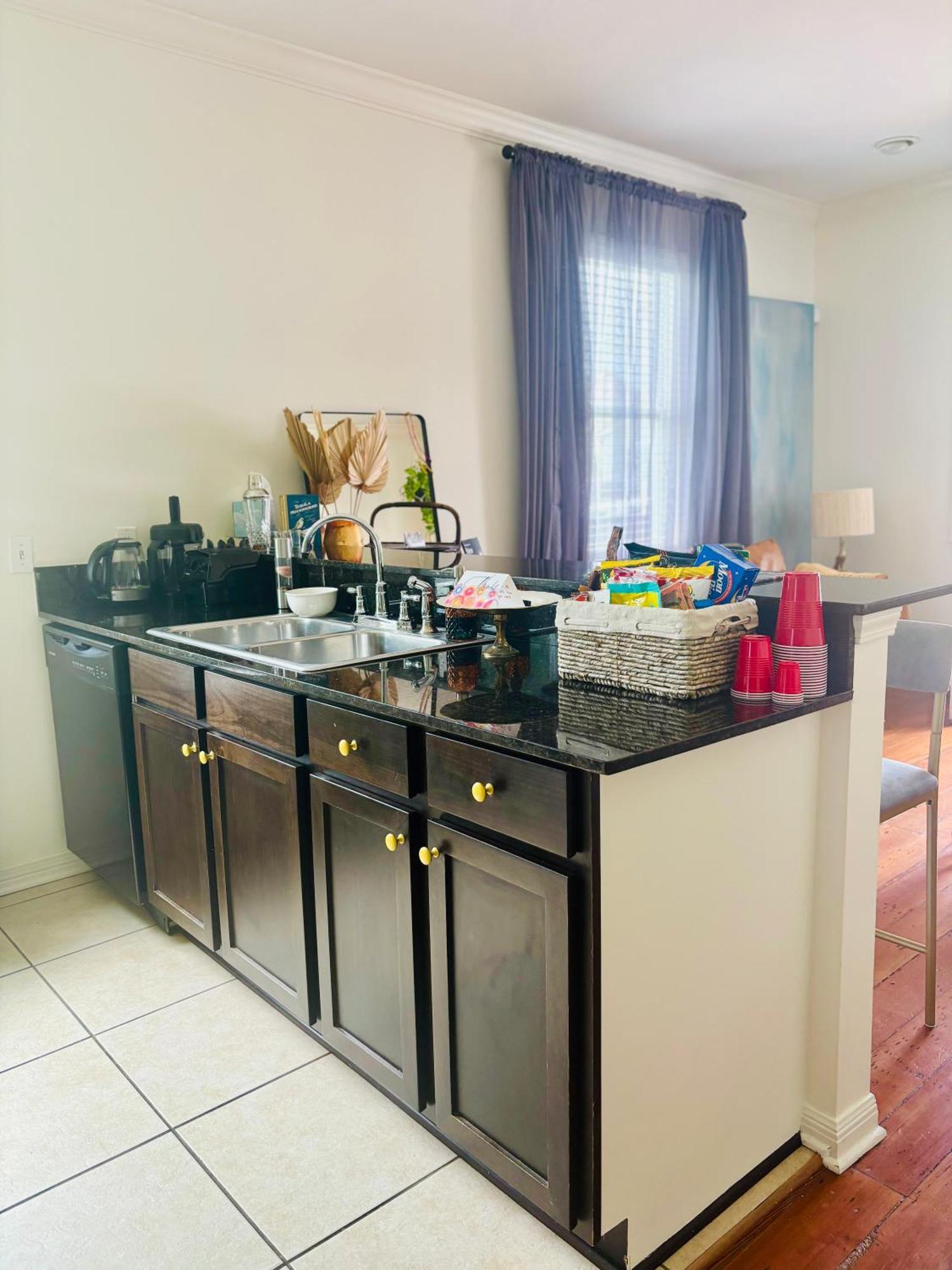 Apartment Quirky In The Birthplace Of Jazz New Orleans