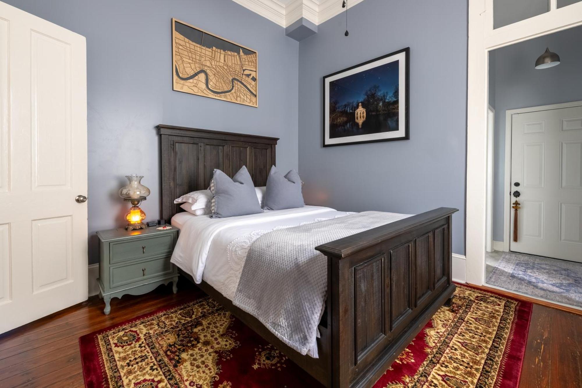 Luxury Historic Shotgun In Lower Garden District