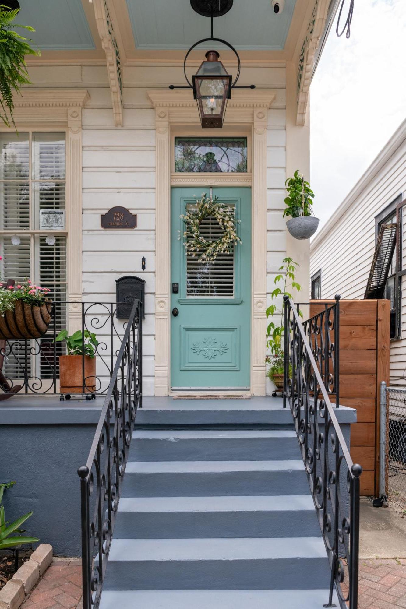 Holiday home Luxury Historic Shotgun In Lower Garden District *