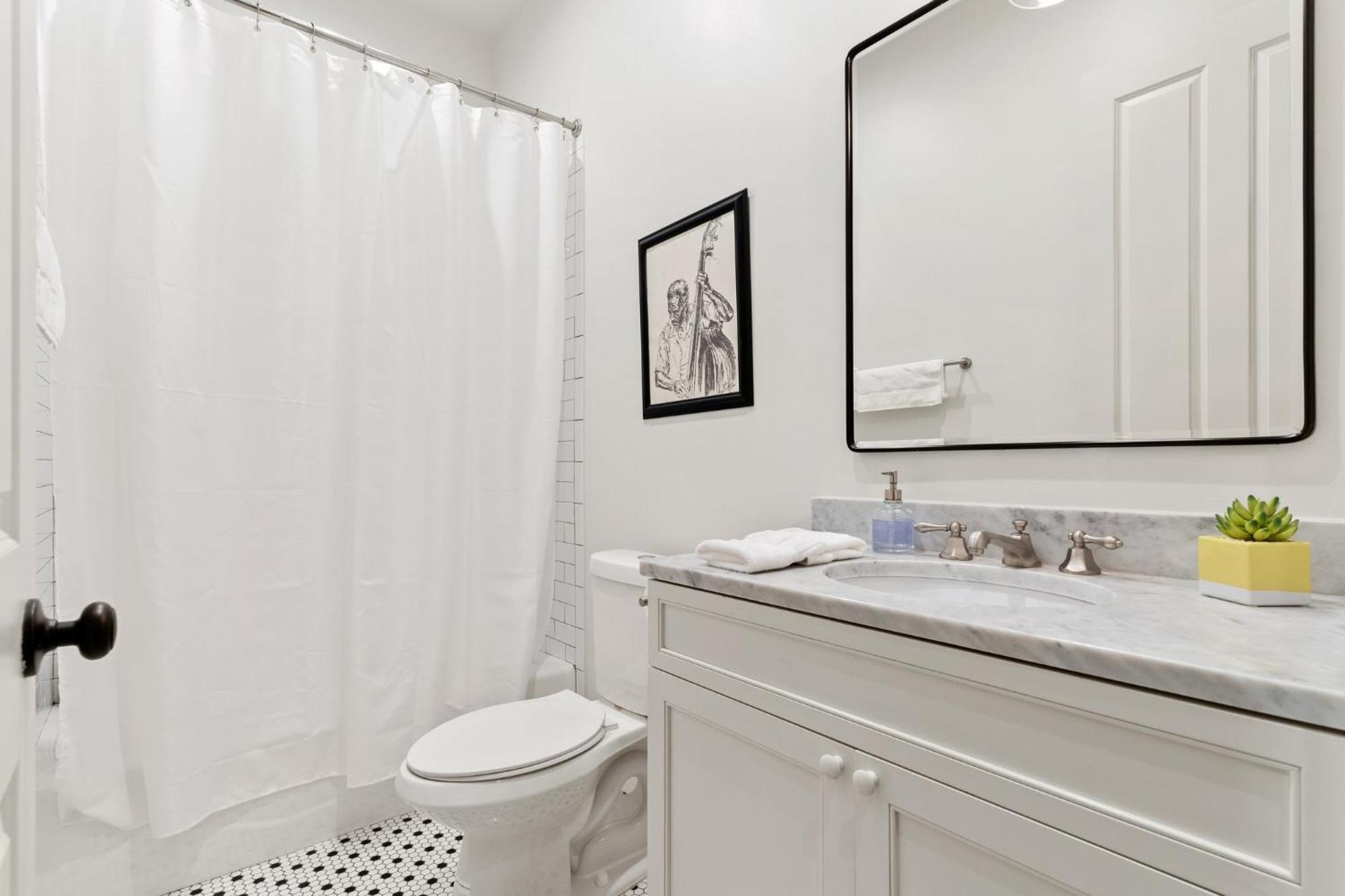 Hotel 4br Near Bourbon St New Orleans