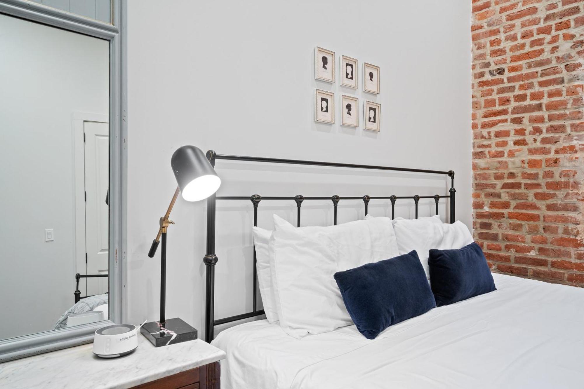 4-br Near Bourbon St * New Orleans
