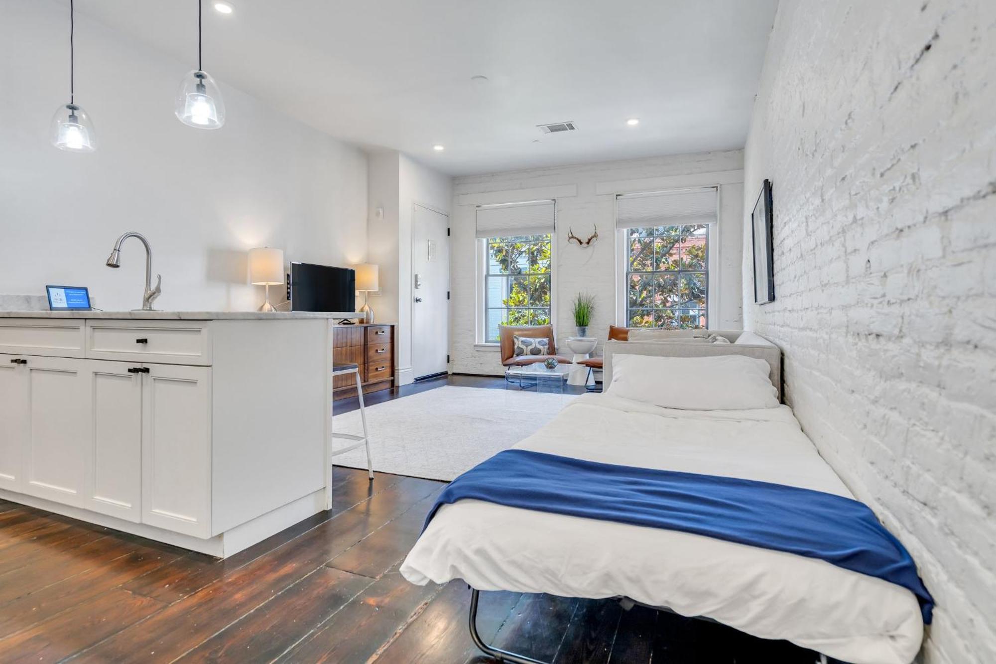 Hotel Downtown Nola 4br Sazerac *