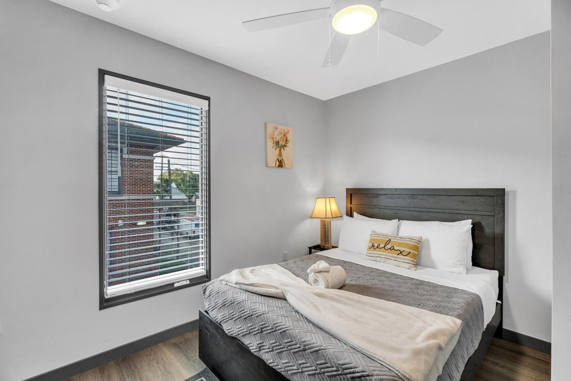 Apartment Bywater At 4200 St Claude Avenue