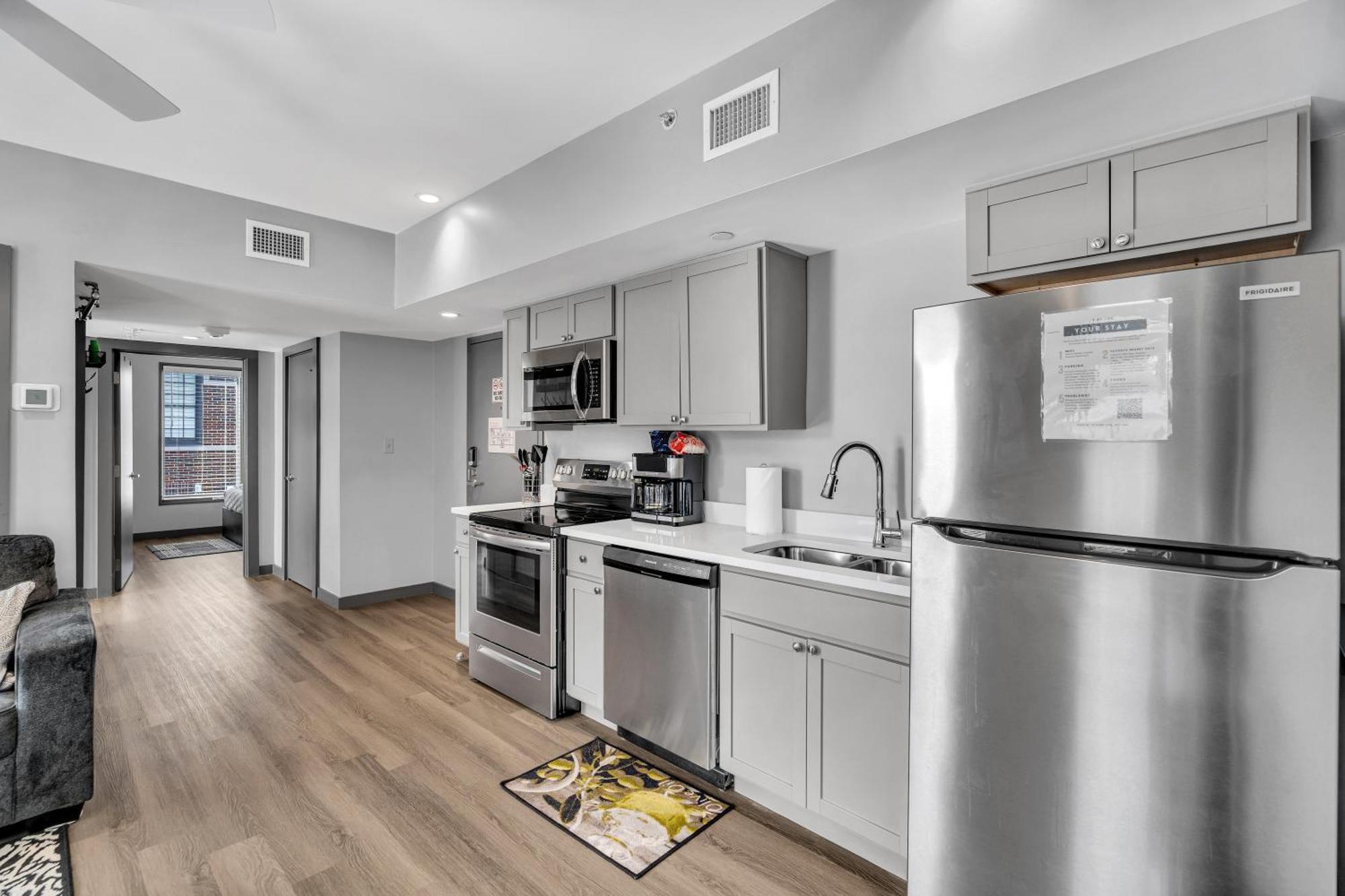 Apartment Bywater At 4200 St Claude Avenue *