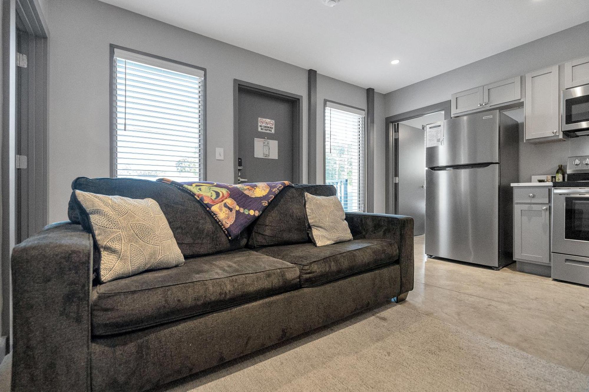 Bywater At 4200 St Claude Avenue Apartment *