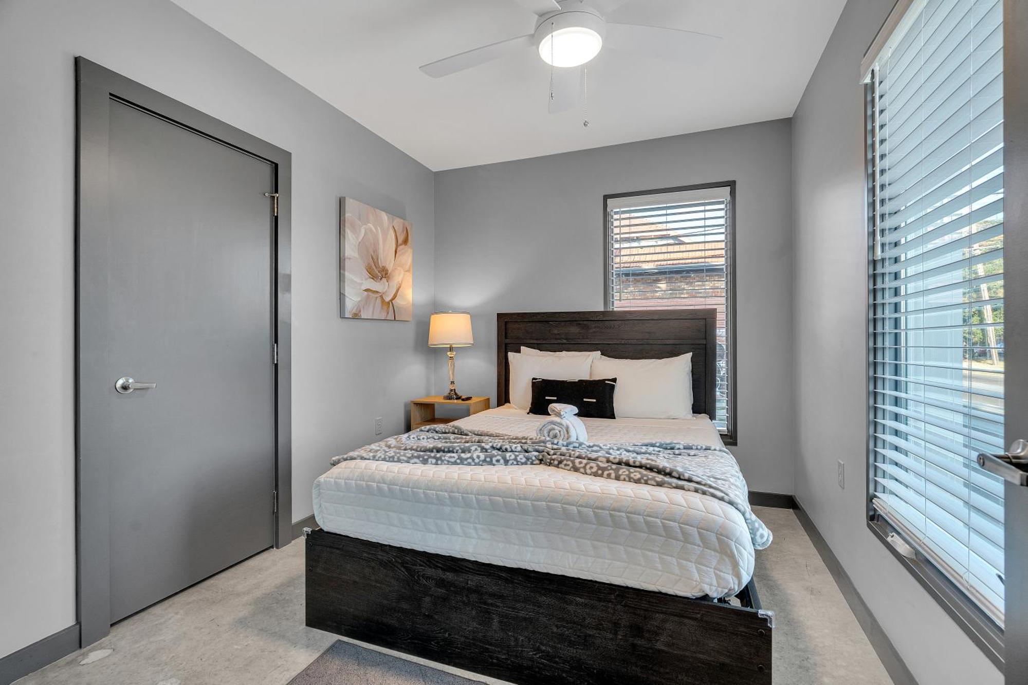 Apartment Bywater At 4200 St Claude Avenue New Orleans