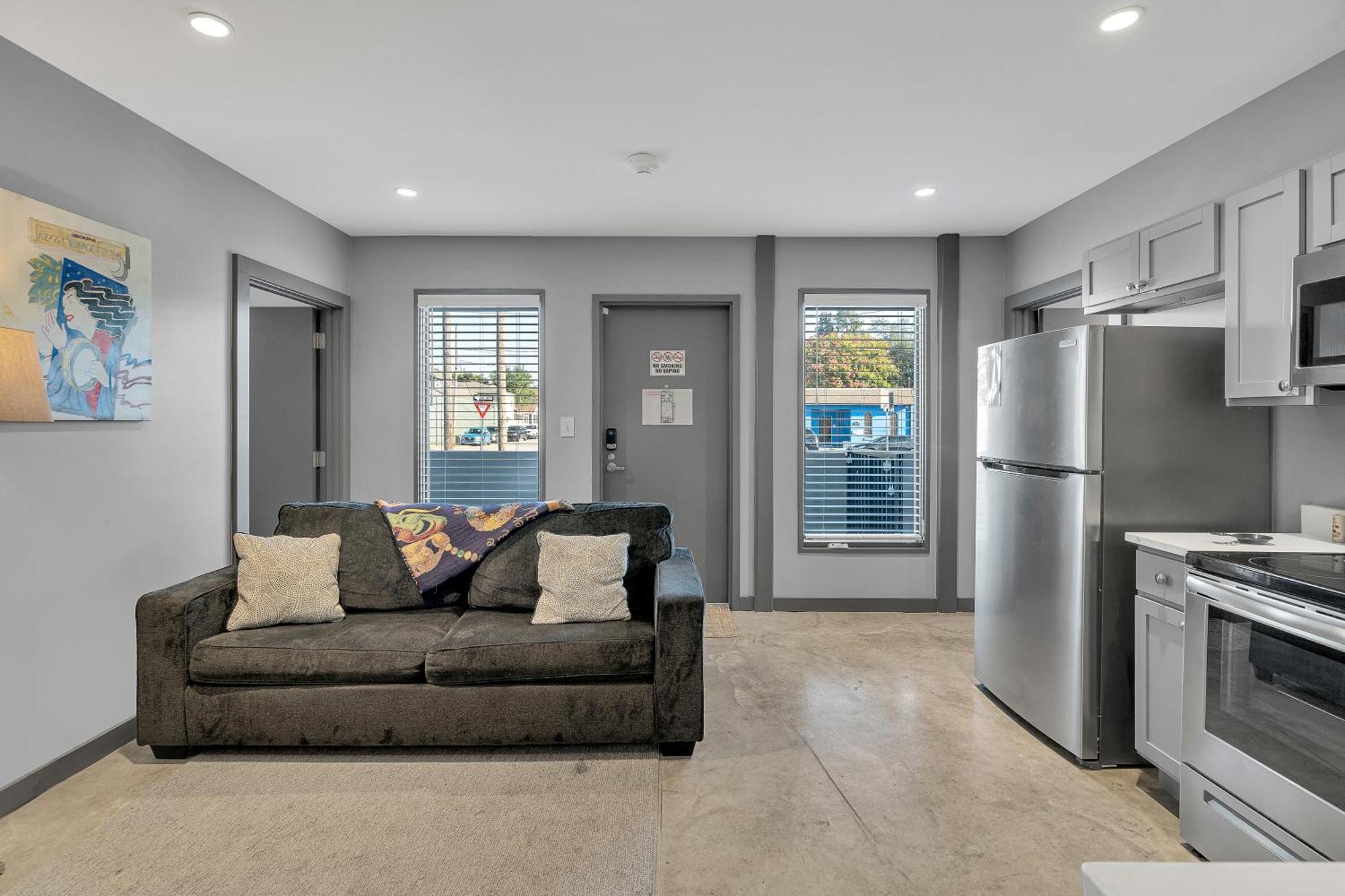 Bywater At 4200 St Claude Avenue