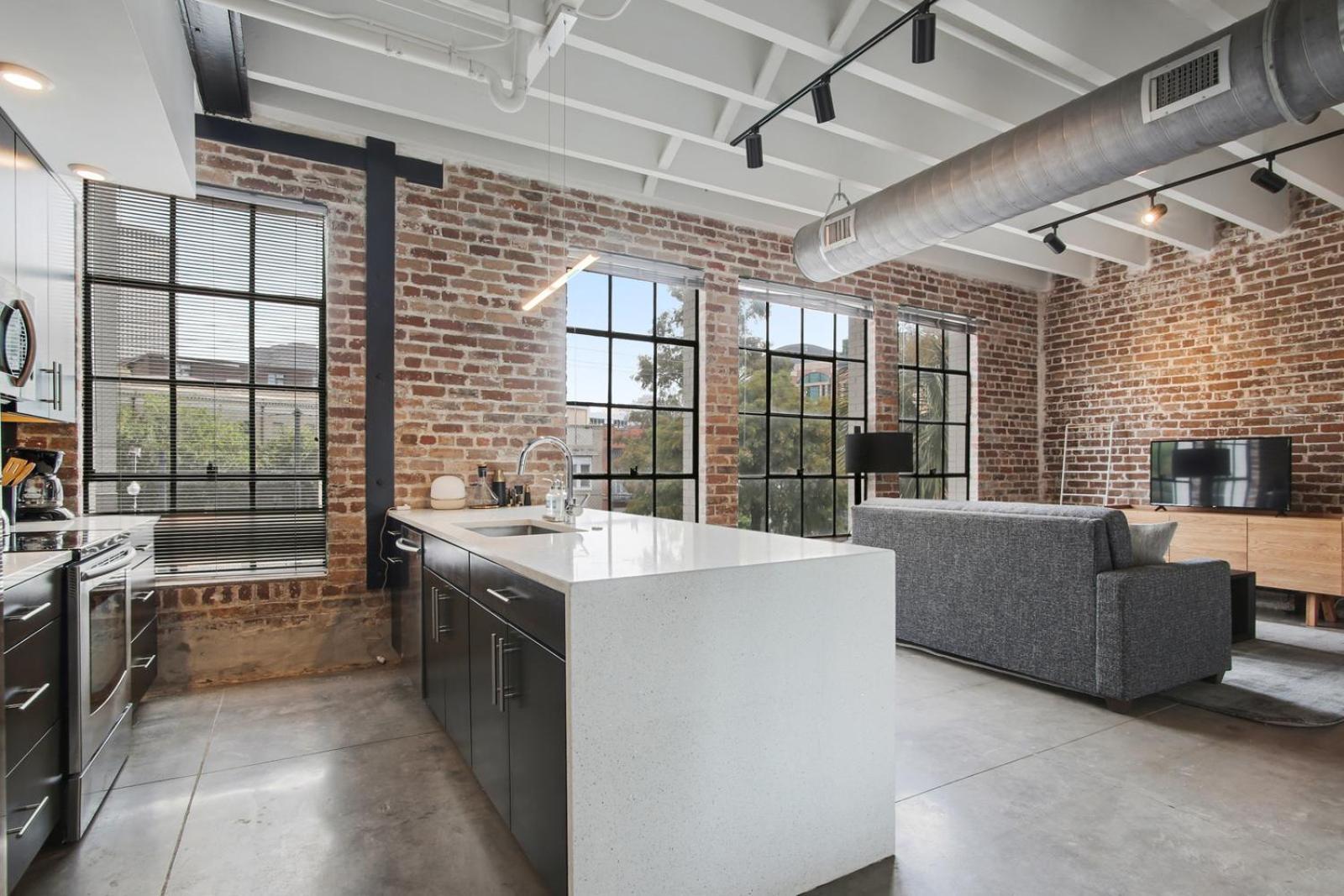 Roami At Motorworks Aparthotel