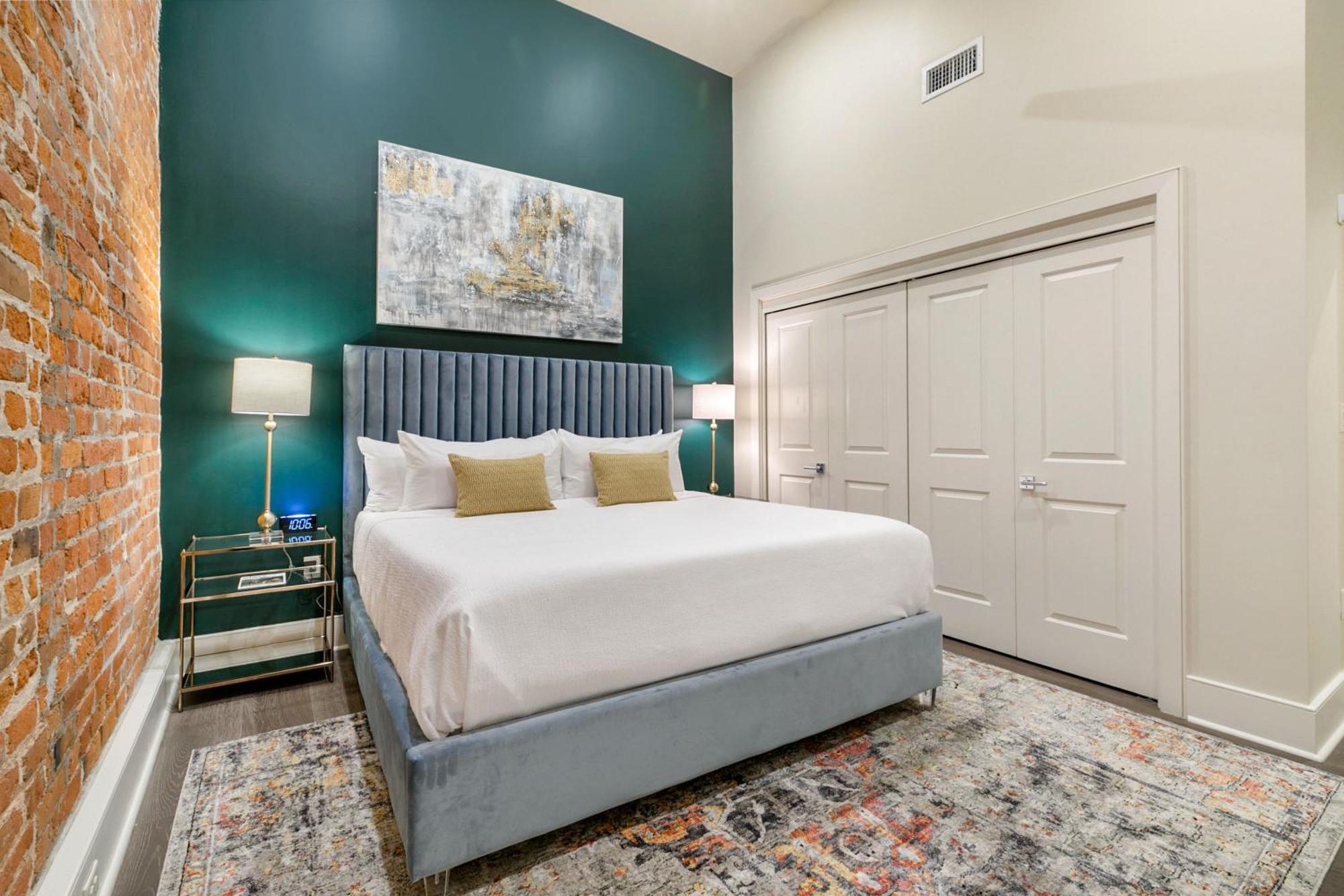 Luxury - The Rex Apartment *