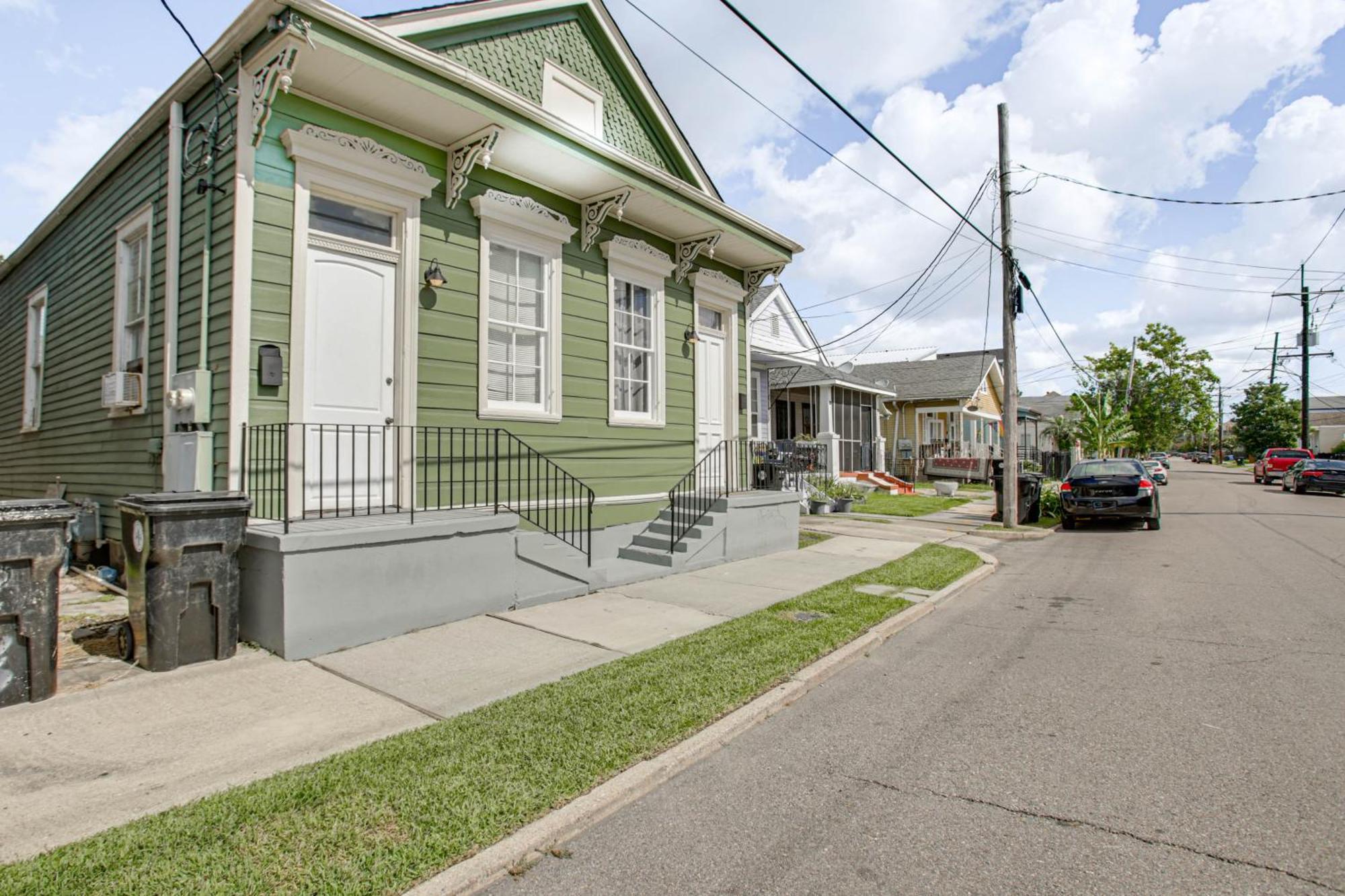 Visit Tulane And Loyola Walkable Paradise In Nola! Apartment *