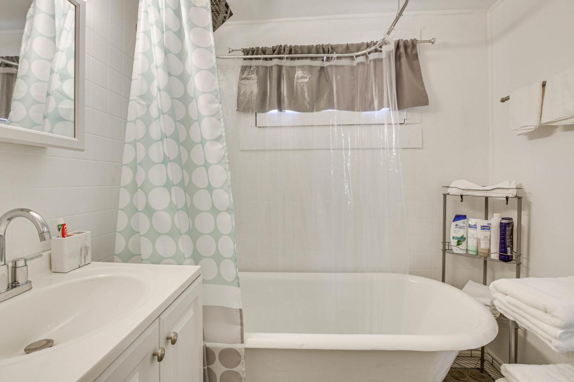 Visit Tulane And Loyola Walkable Paradise In Nola!