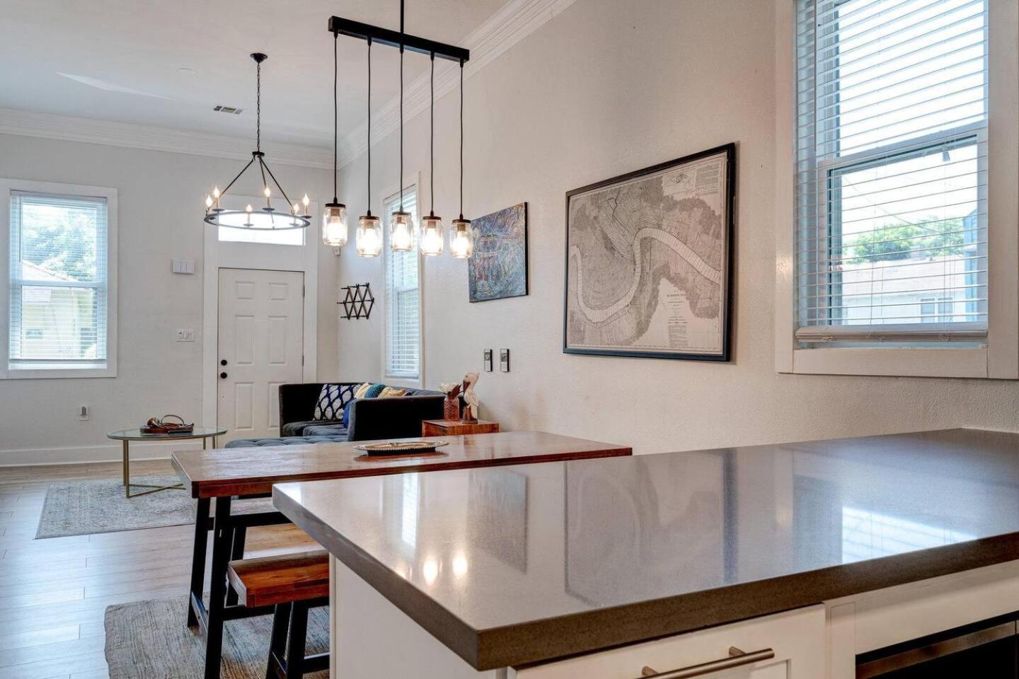 Historic Treme 3br Walk To Fq & Fair Grounds *