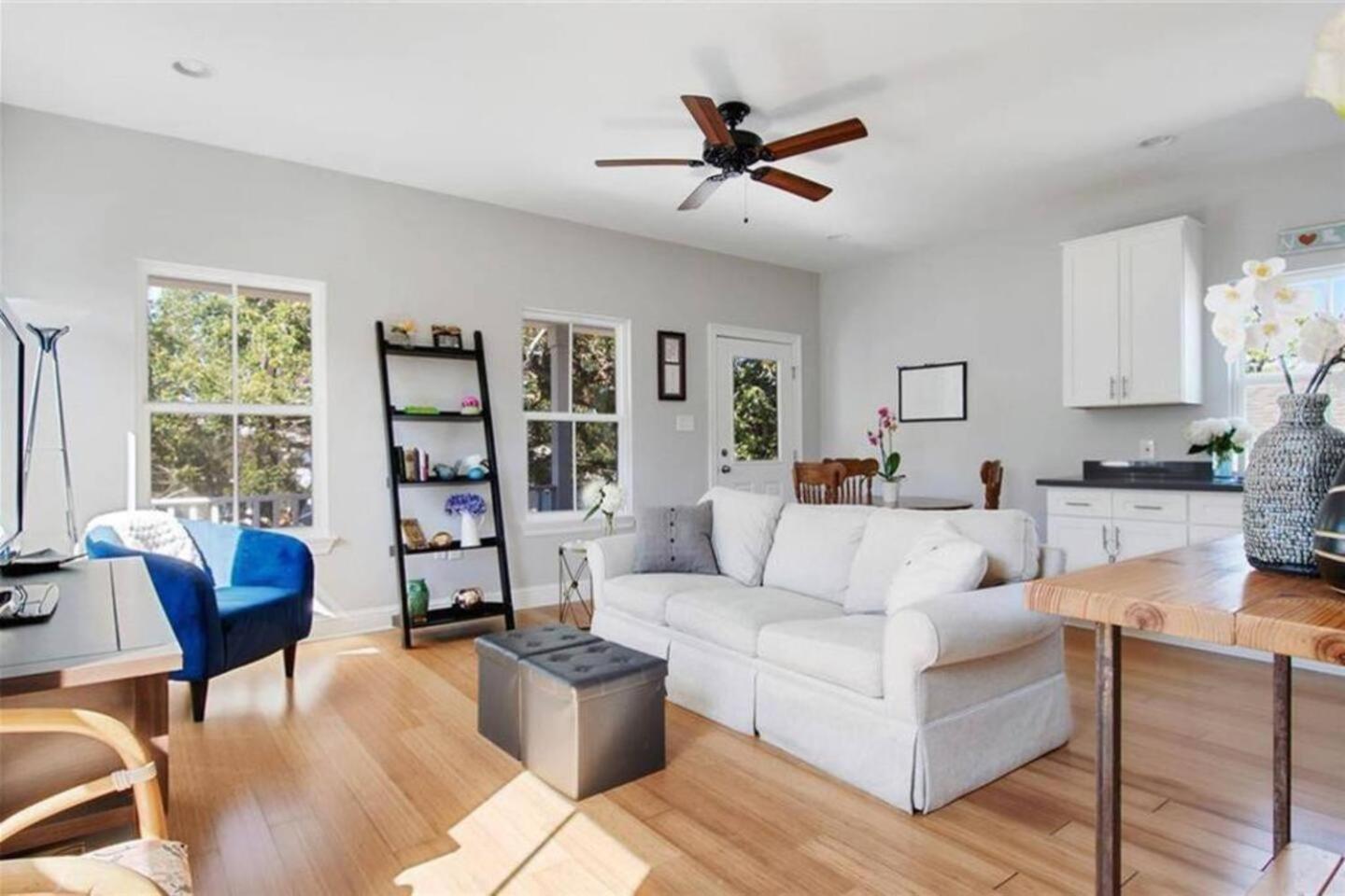 Holiday home Pet-friendly Festival Season Getaway