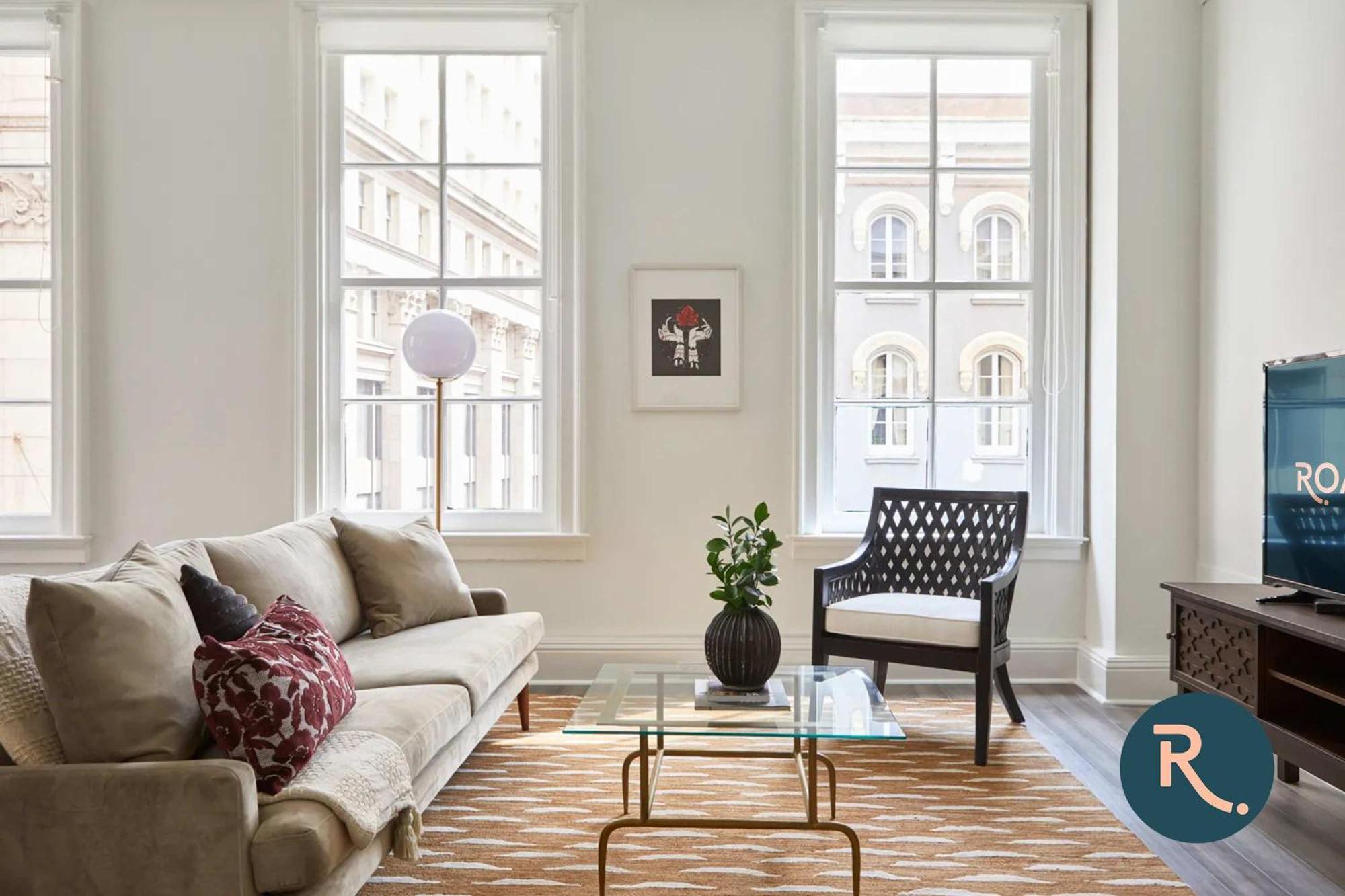 Roami At St. Charles Apartment *