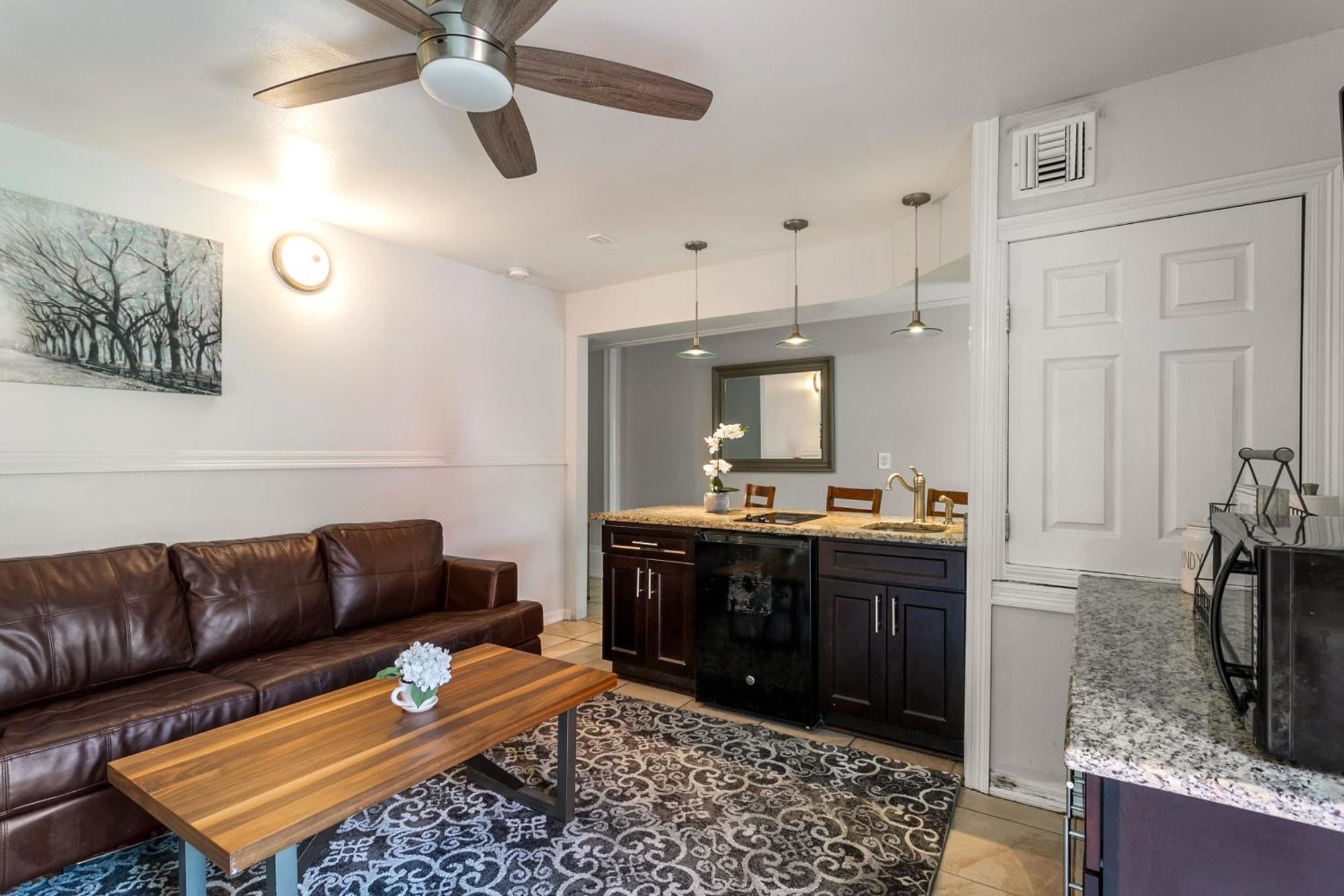 Elegant 4br In Downtown New Orleans