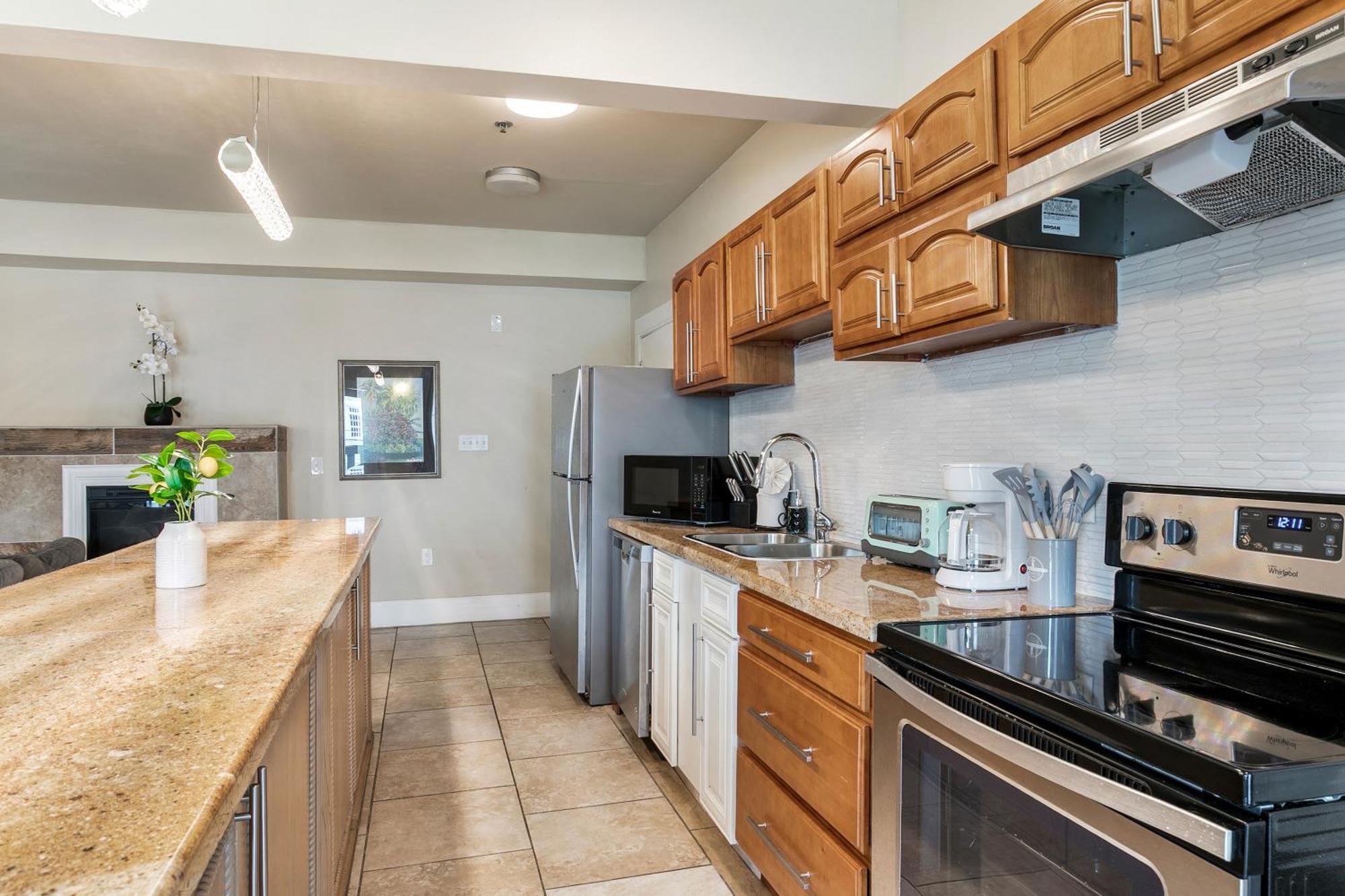 Apartment Fully-furnished 4br Near Fq *