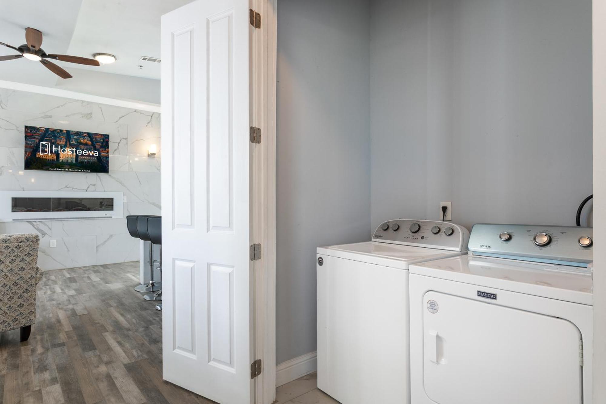 5br Penthouse With Amenities Near Fq