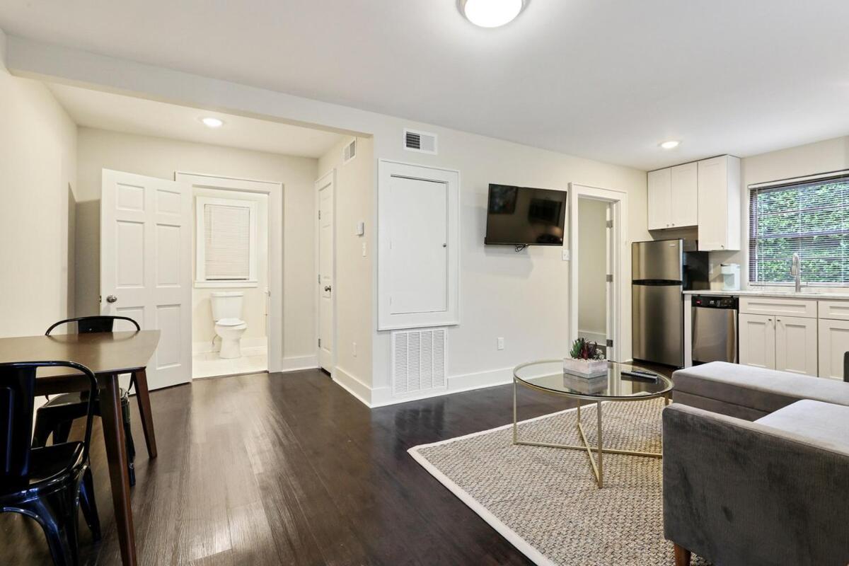 Cute 1bed 1bath 4 Blocks From French Q And Steps To Jazz & Music Venues Apartment New Orleans