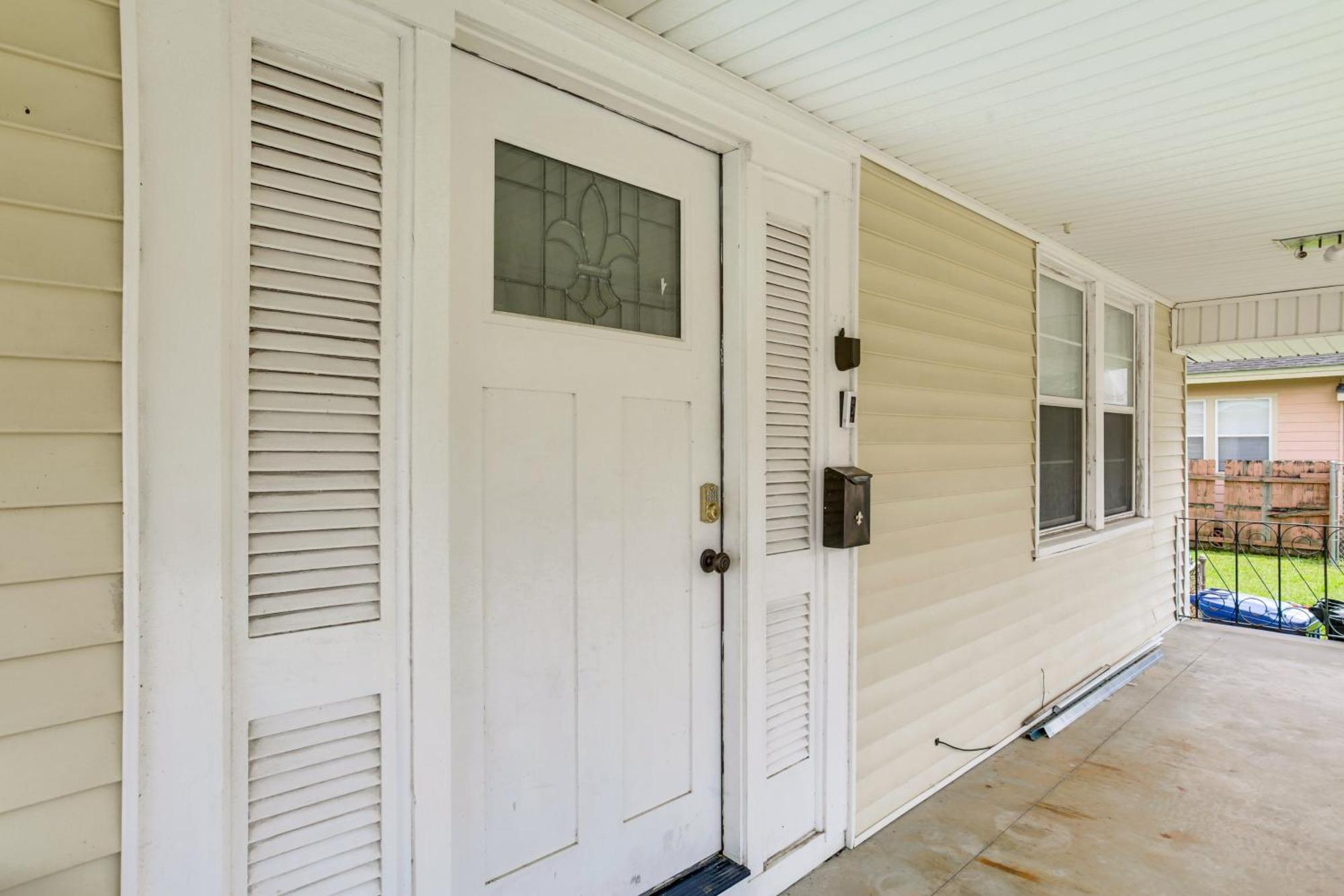 Work And Play Colorful In Heart Of Nola! Holiday home New Orleans