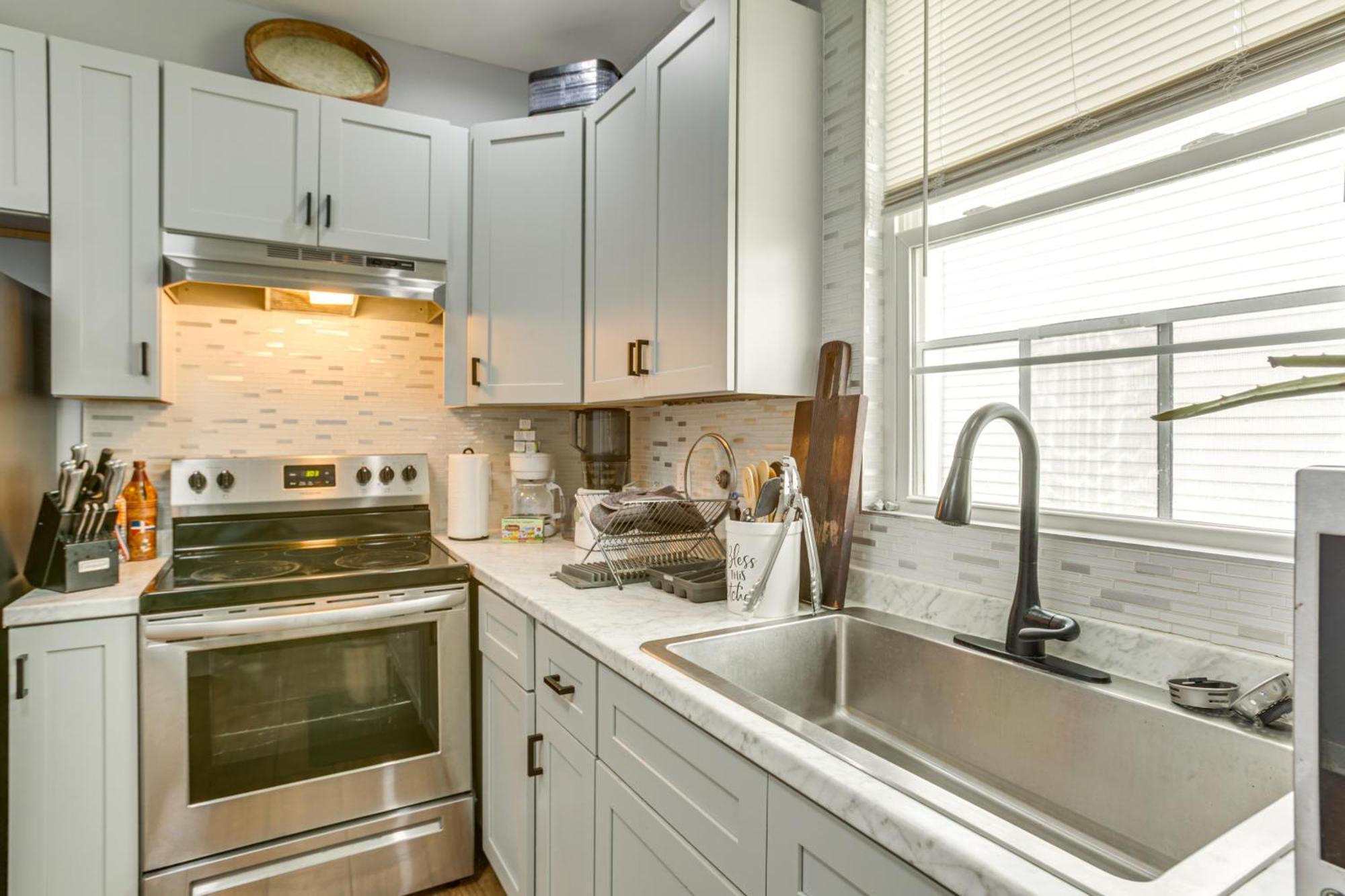 Holiday home Work And Play Colorful In Heart Of Nola! *