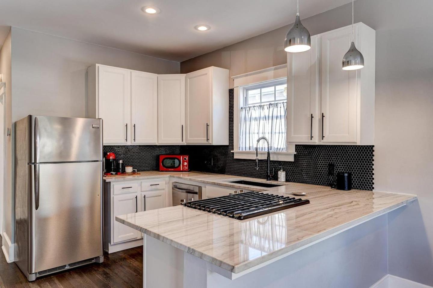 Uptown Retreat W Yard Spring Festival Escape * New Orleans