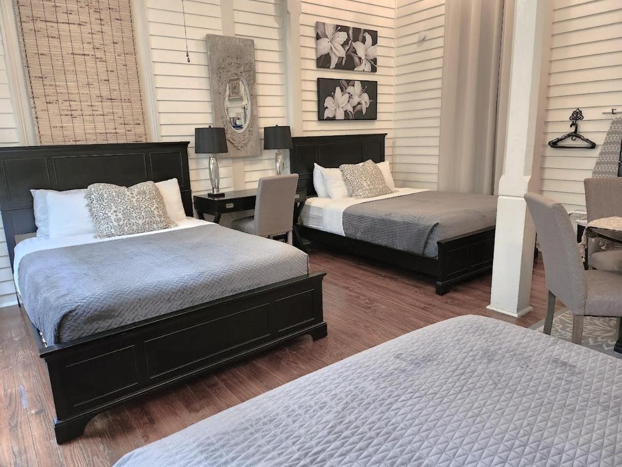 Walker Mansion On St Charles Ave - Unit 3 3*