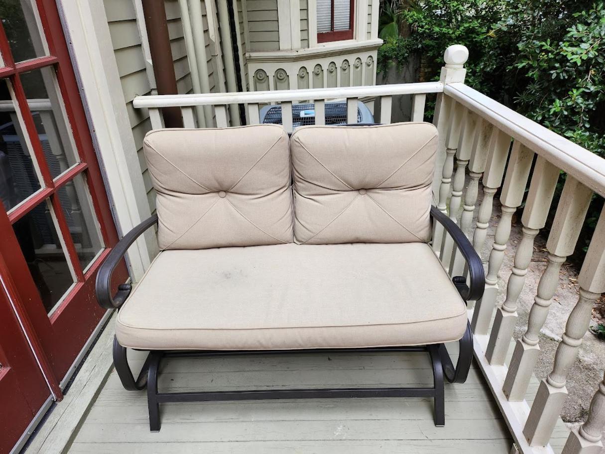 Guest house Walker Mansion On St Charles Ave - Unit 3 3*