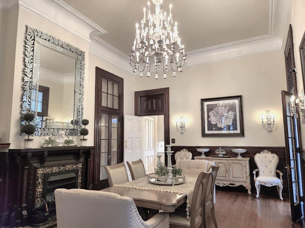 Walker Mansion On St Charles Ave - Unit 1 3*