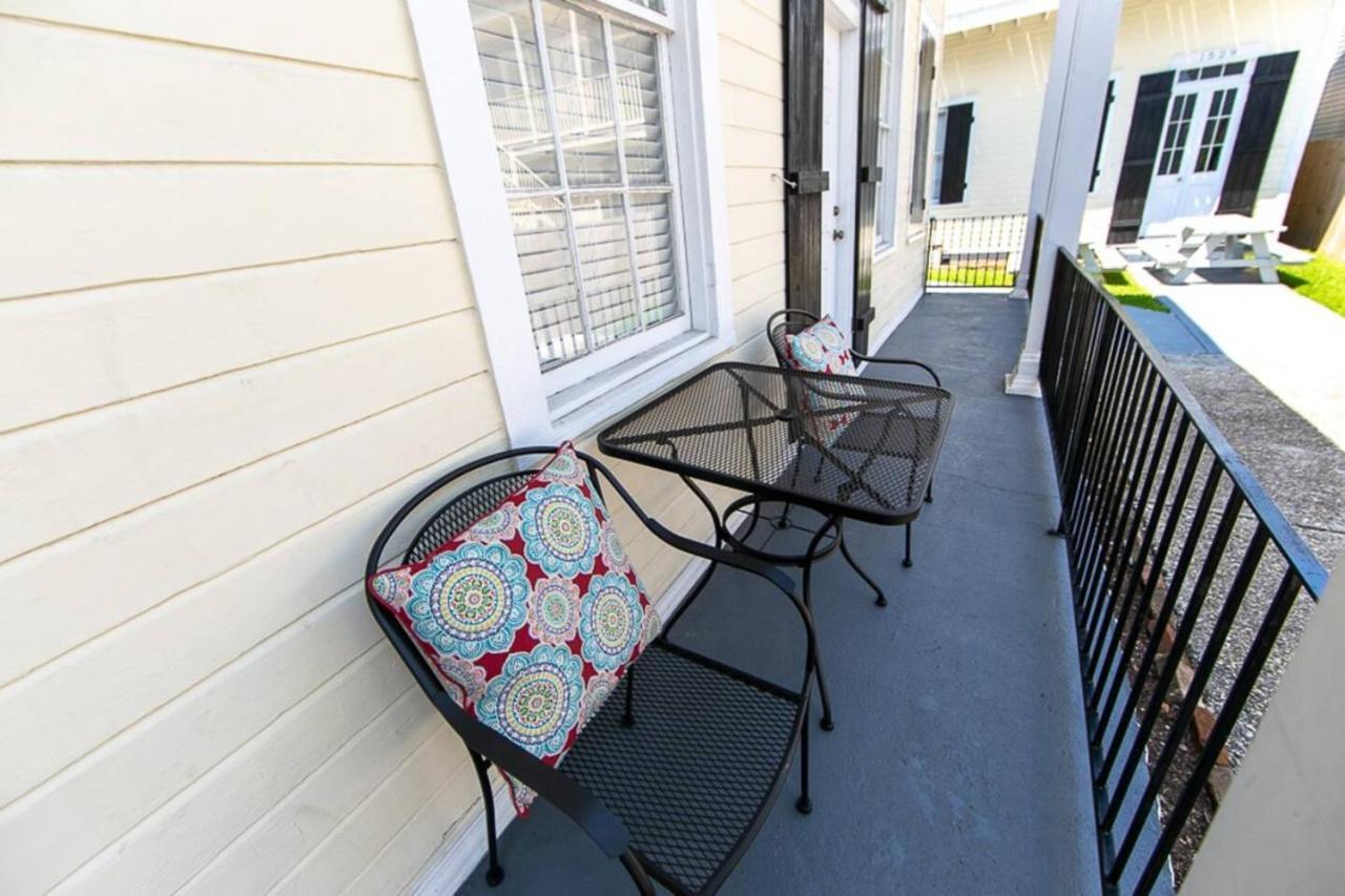 Holiday home Monthly - Dumaine Historic Gem - Front House 1bed