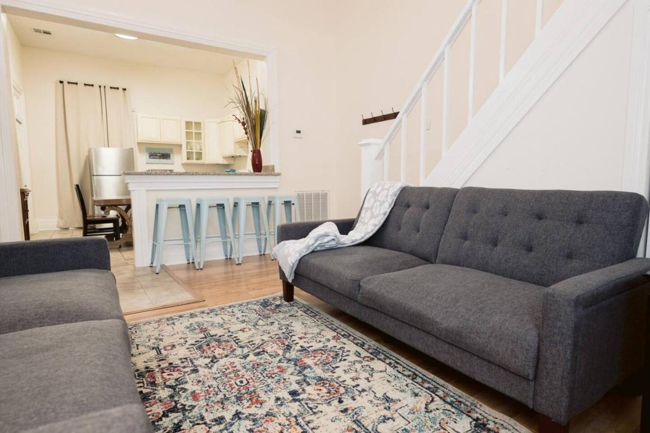 Monthly - Dumaine Historic Gem - Front House 1bed Holiday home *